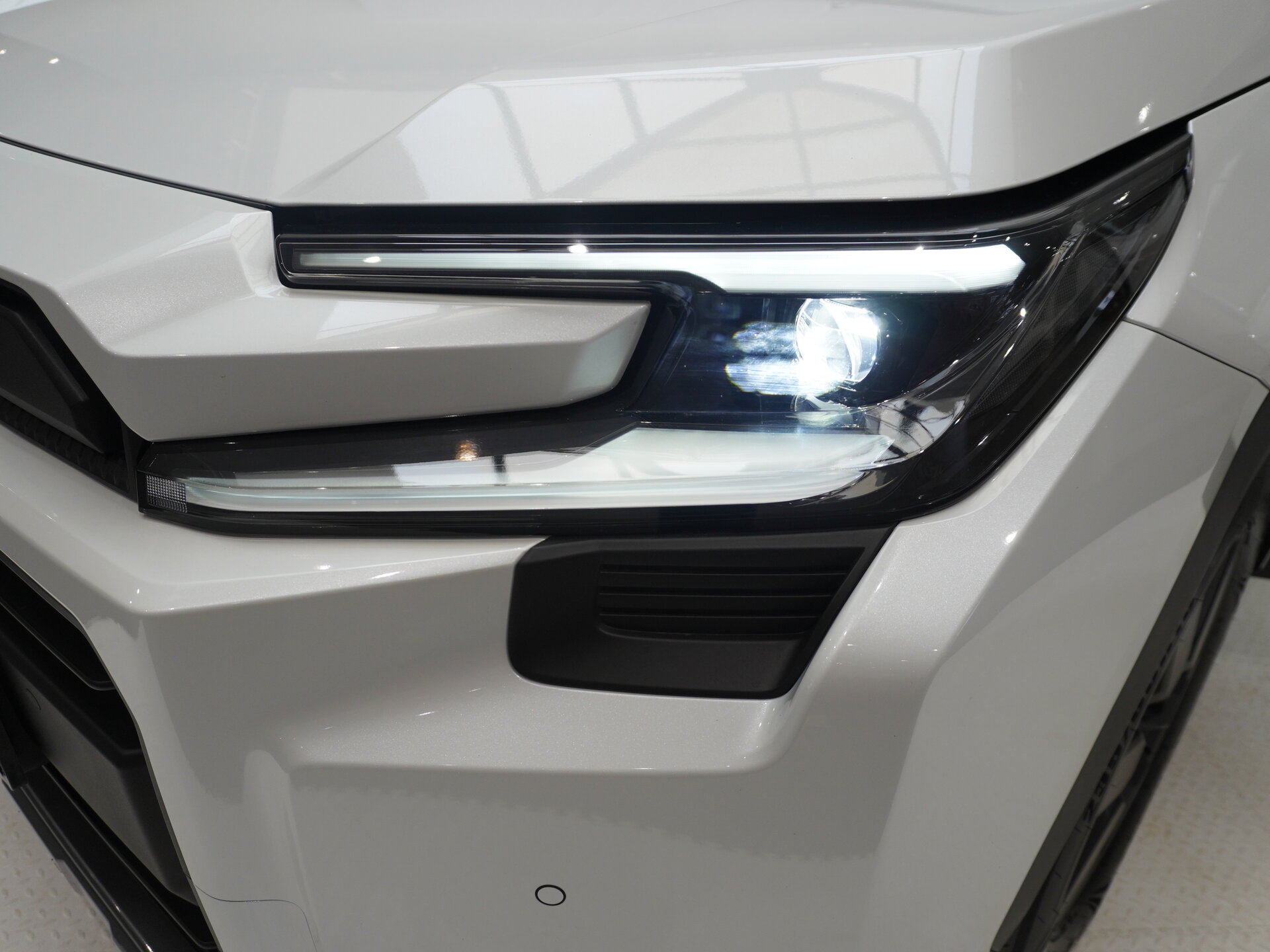 Автомобиль Toyota RAV4 2.0 CVT (171 л.с.) 4WD - 2