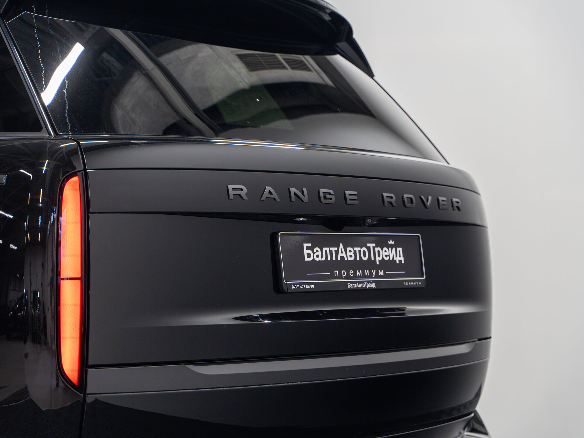 Автомобиль Land Rover Range Rover D350 MHEV 3.0d AT (350 л.с.) 4WD - 10