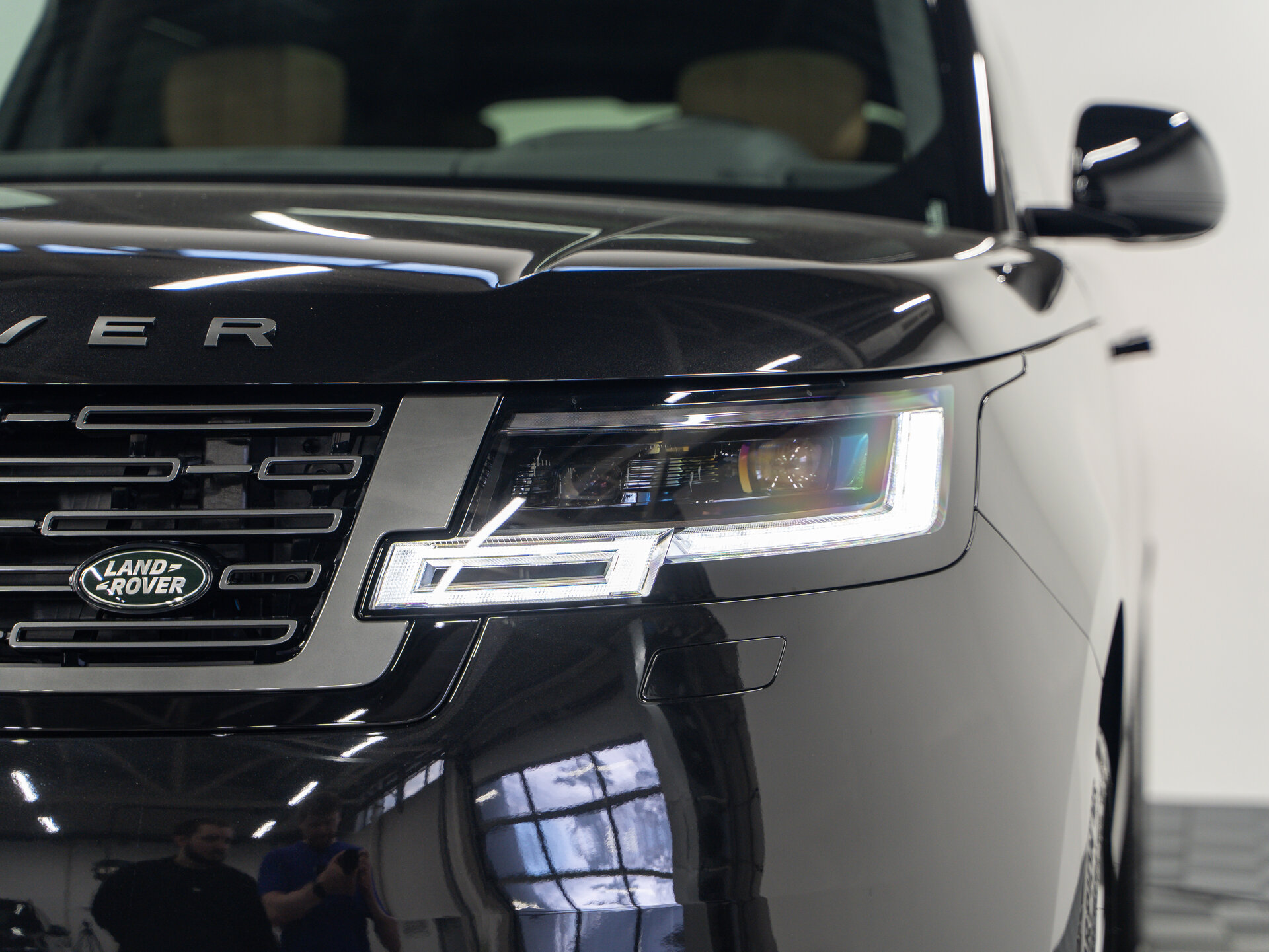 Автомобиль Land Rover Range Rover D350 MHEV 3.0d AT (350 л.с.) 4WD - 2