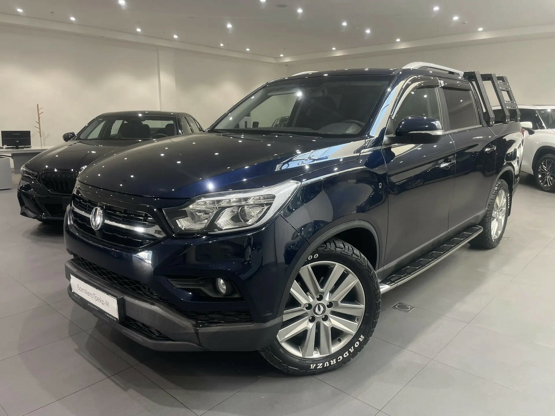 Автомобиль SsangYong Rexton Sports 2.2d AT (181 л.с.) 4WD - 1