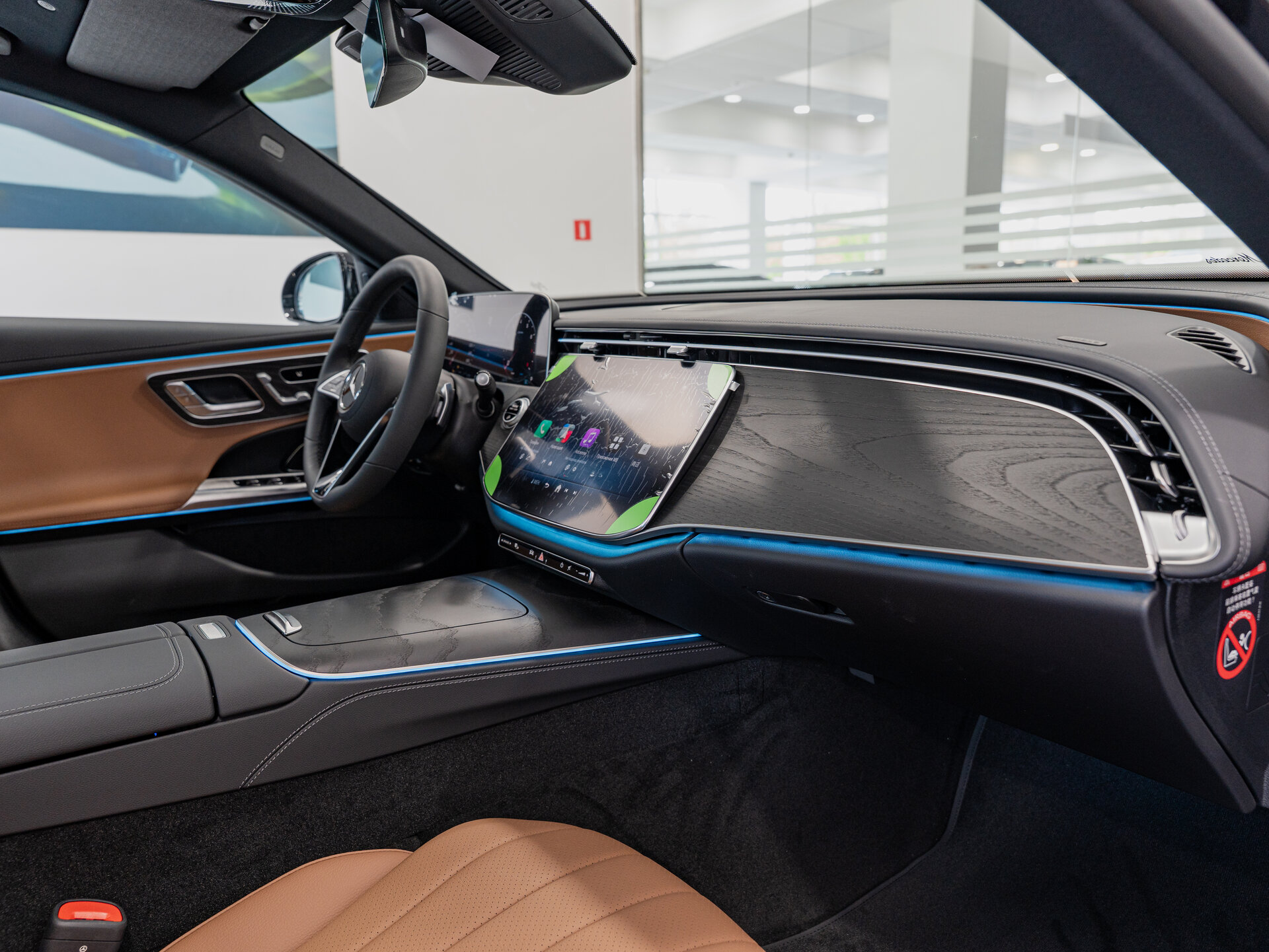 Автомобиль Mercedes-Benz E-Класс 260 L 2.0 AT (204 л.с.) 4WD - 13