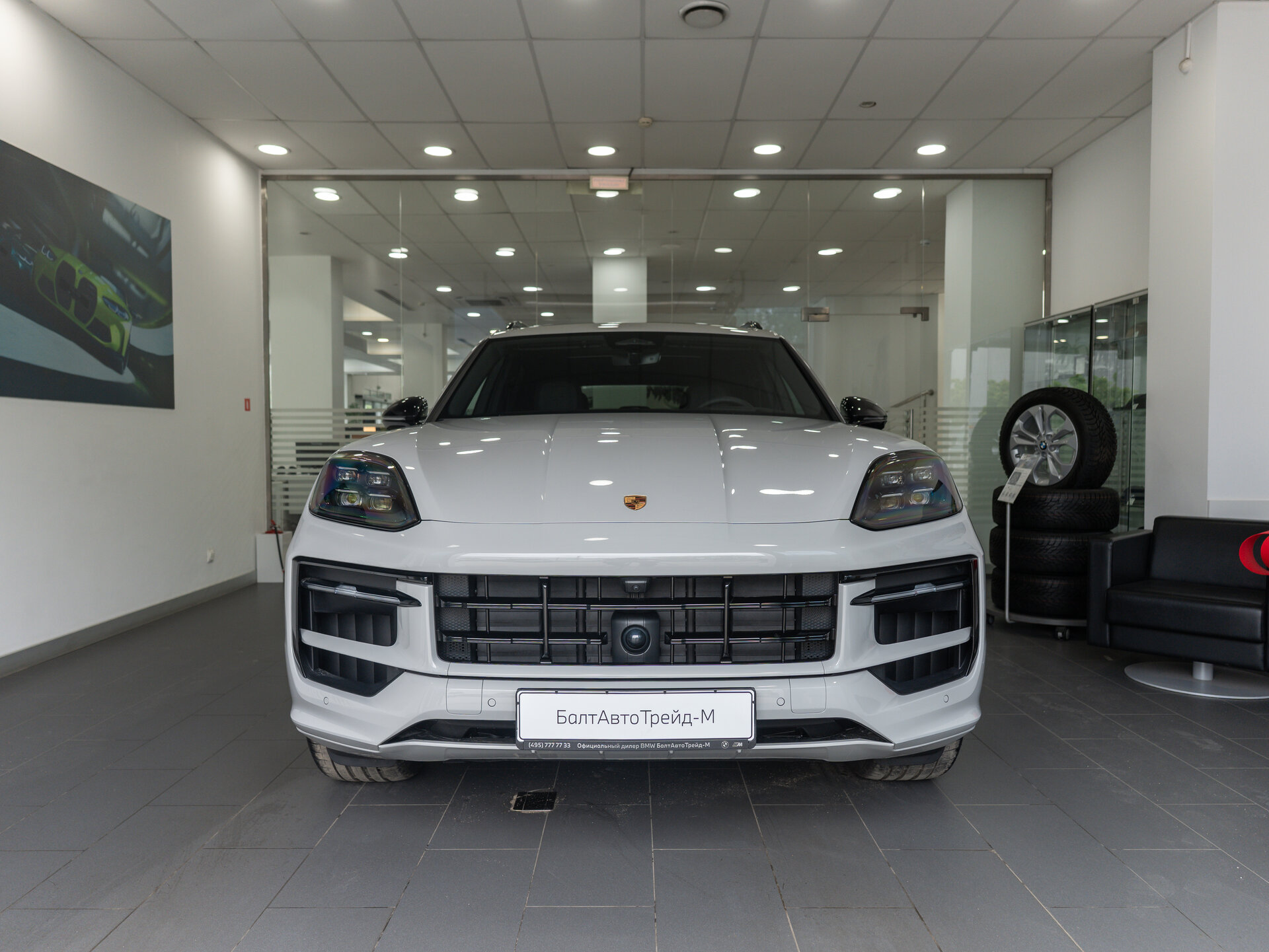 Автомобиль Porsche Cayenne 3.0 AT (353 л.с.) 4WD - 2
