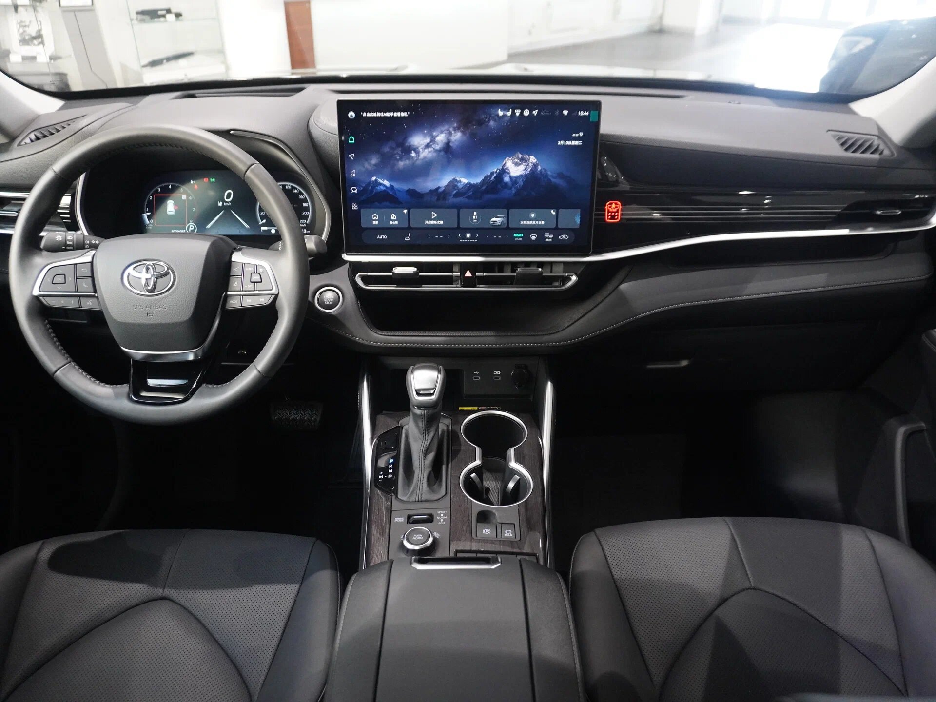 Автомобиль Toyota Highlander 2.0 AT (248 л.с.) 4WD - 16