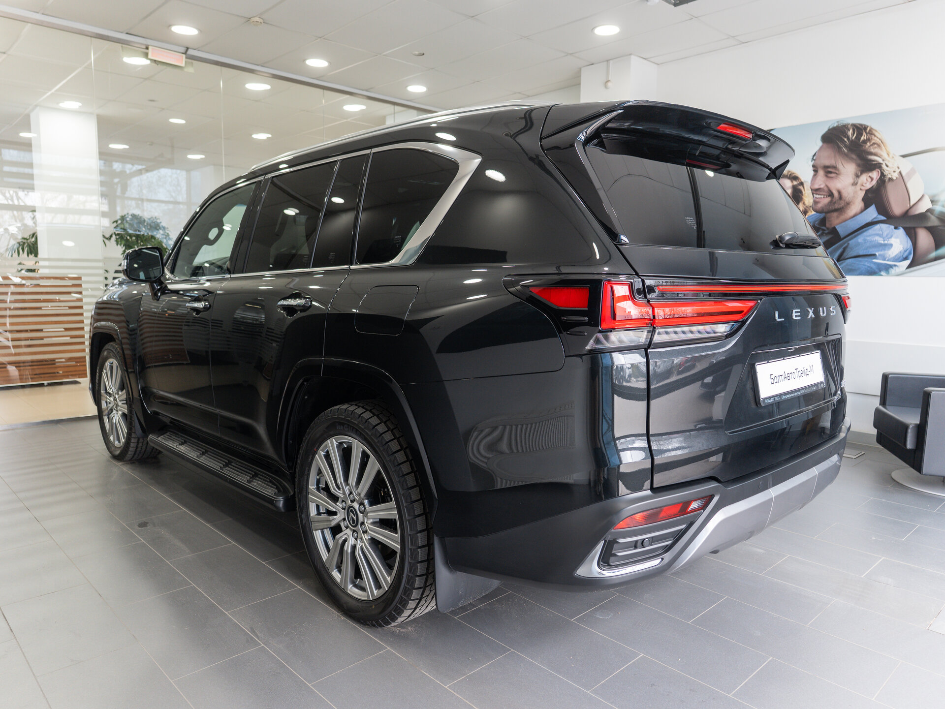Автомобиль Lexus LX 600 3.4 AT (415 л.с.) 4WD - 6