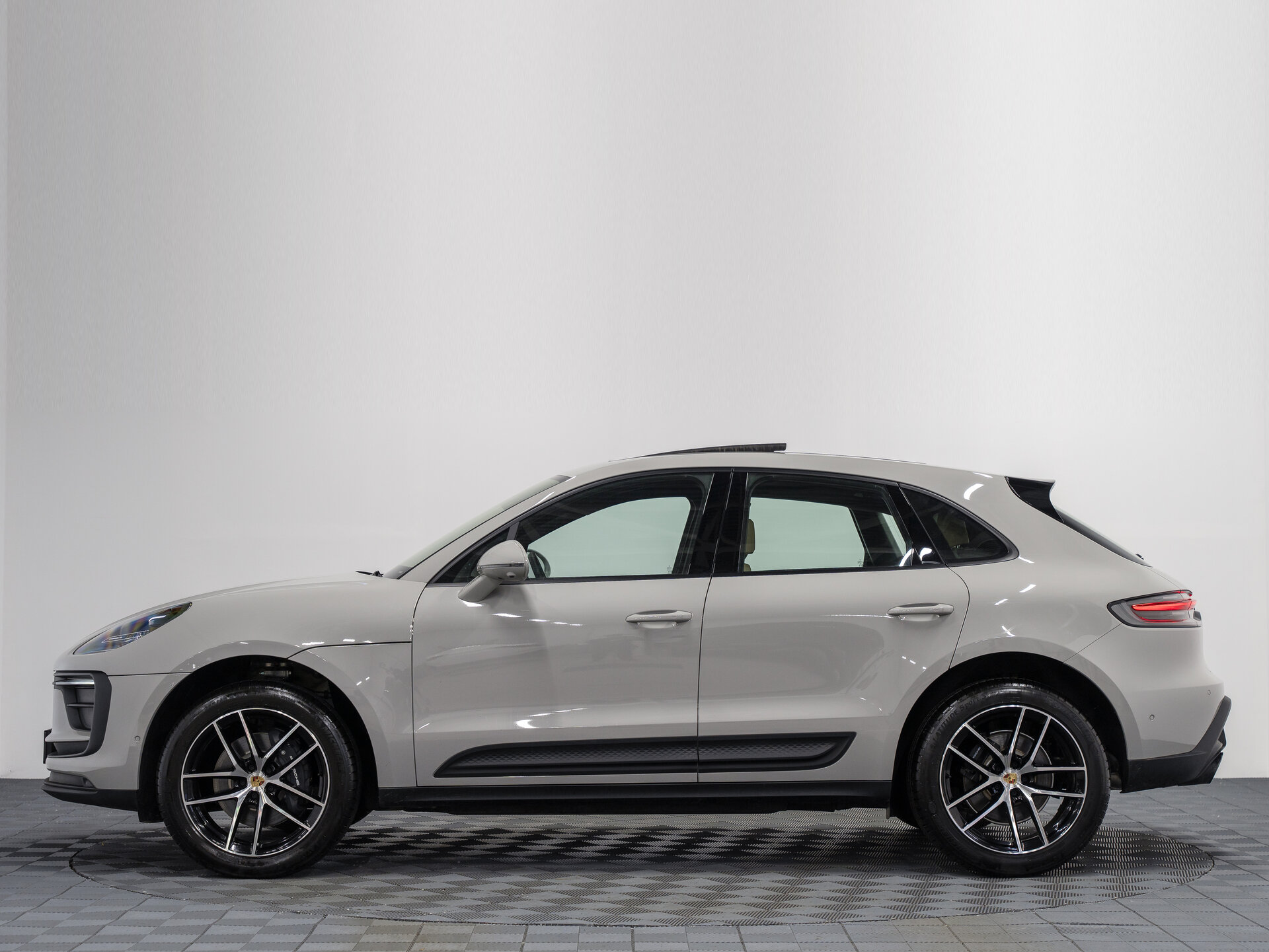 Автомобиль Porsche Macan 2.0 AMT (265 л.с.) 4WD - 12