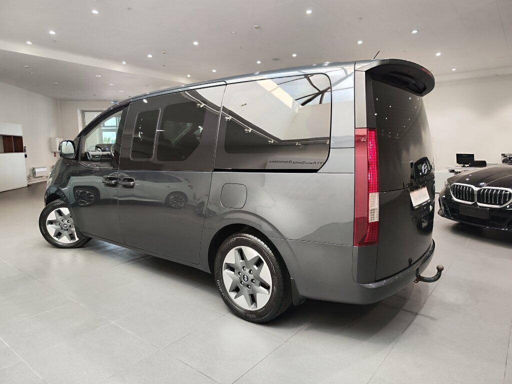 Автомобиль Hyundai Staria 3.5 AT (240 л.с.) - 4