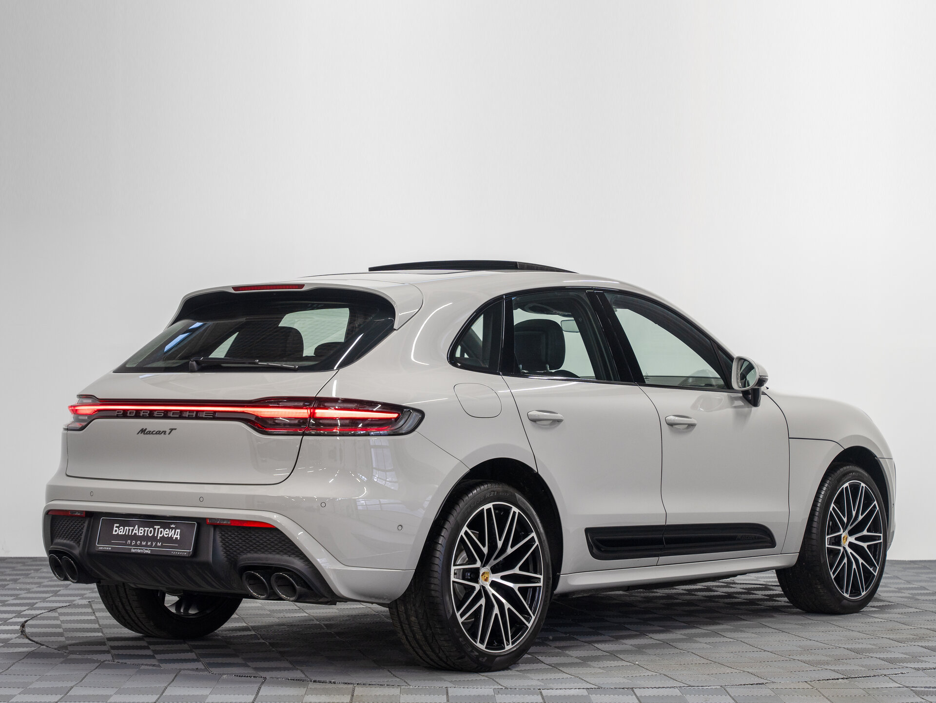 Автомобиль Porsche Macan 2.0 AMT (265 л.с.) 4WD - 7