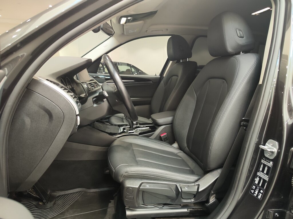 Автомобиль BMW X3 20d xDrive 2.0d AT (190 л.с.) 4WD - 8