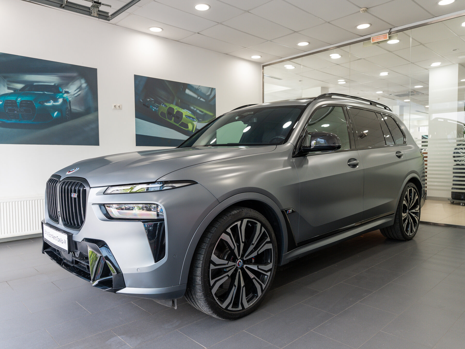 Автомобиль BMW X7 M60i 4.4 AT (530 л.с.) 4WD - 1
