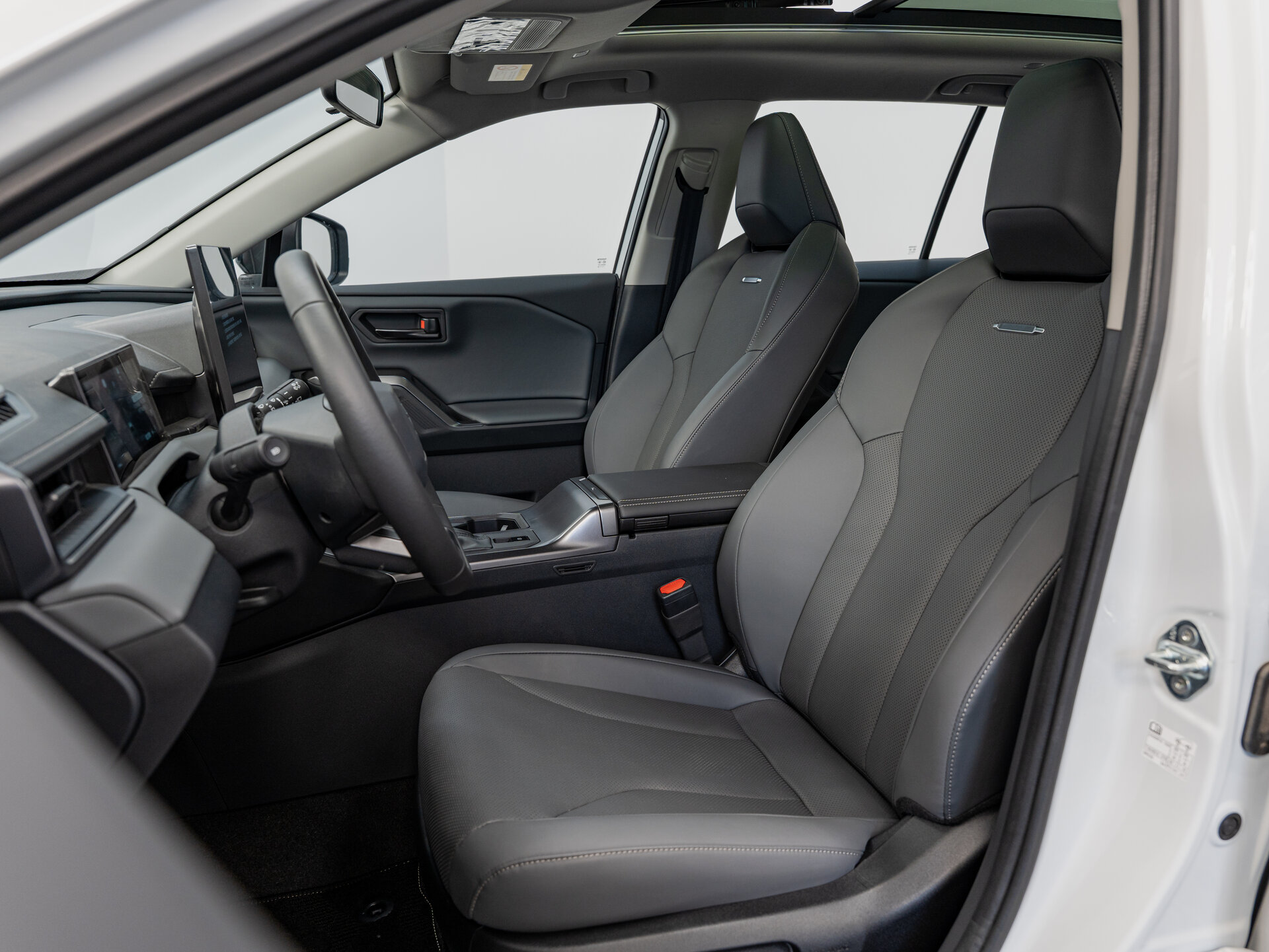Автомобиль Toyota RAV4 2.0 CVT (171 л.с.) 4WD - 10