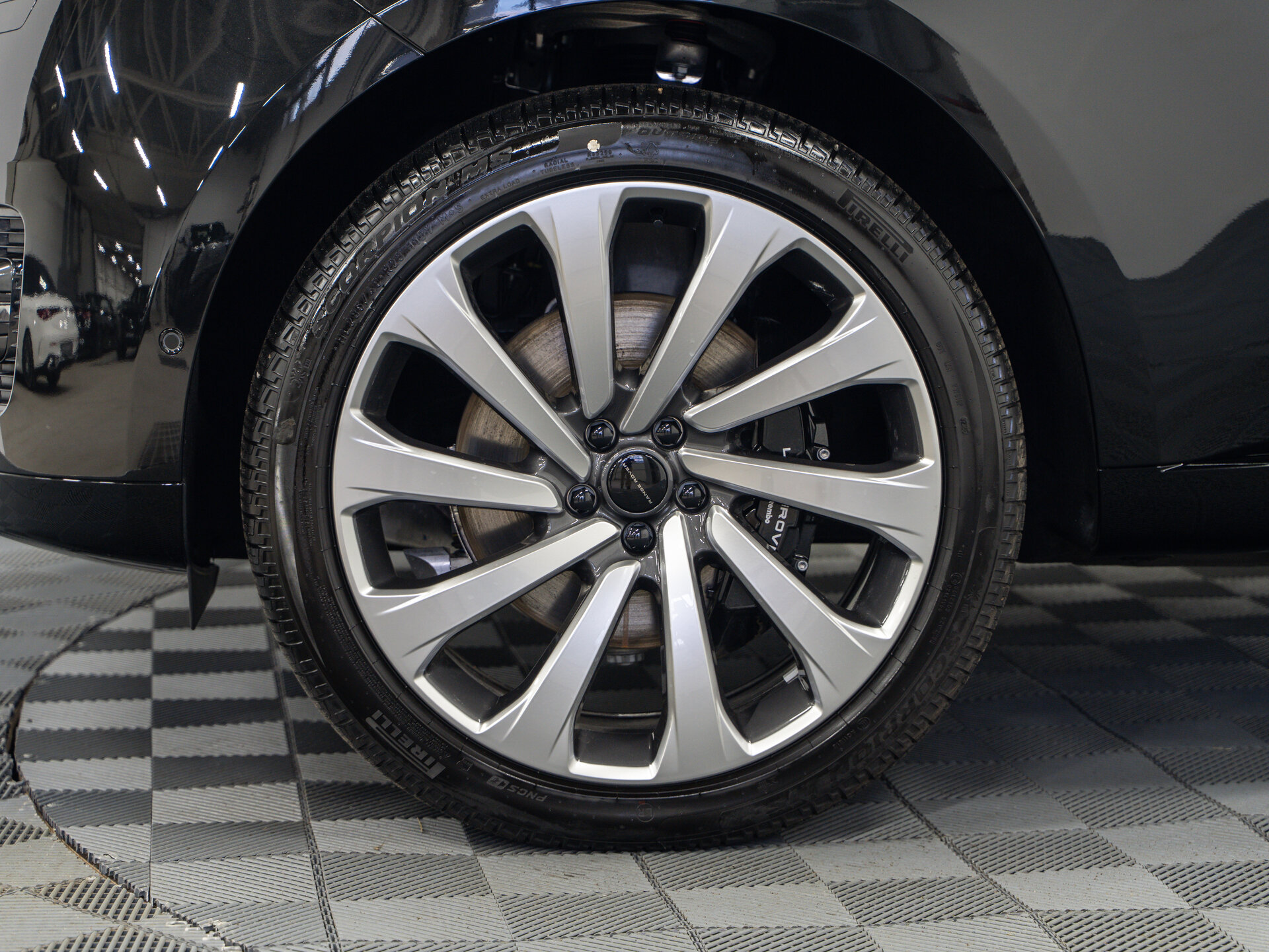 Автомобиль Land Rover Range Rover D350 MHEV 3.0d AT (350 л.с.) 4WD - 3