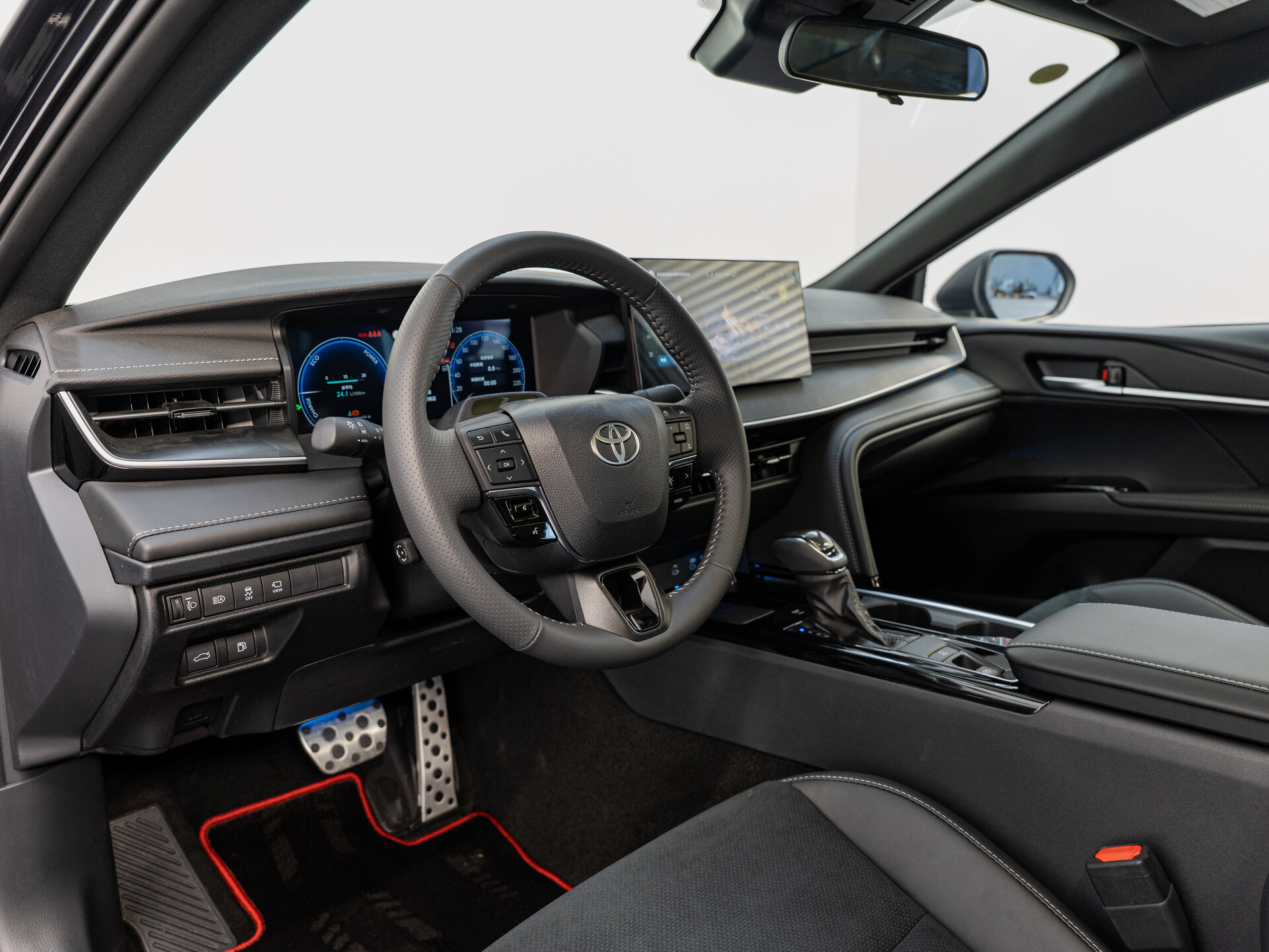 Автомобиль Toyota Camry 2.0hyb CVT (231 л.с.) - 9