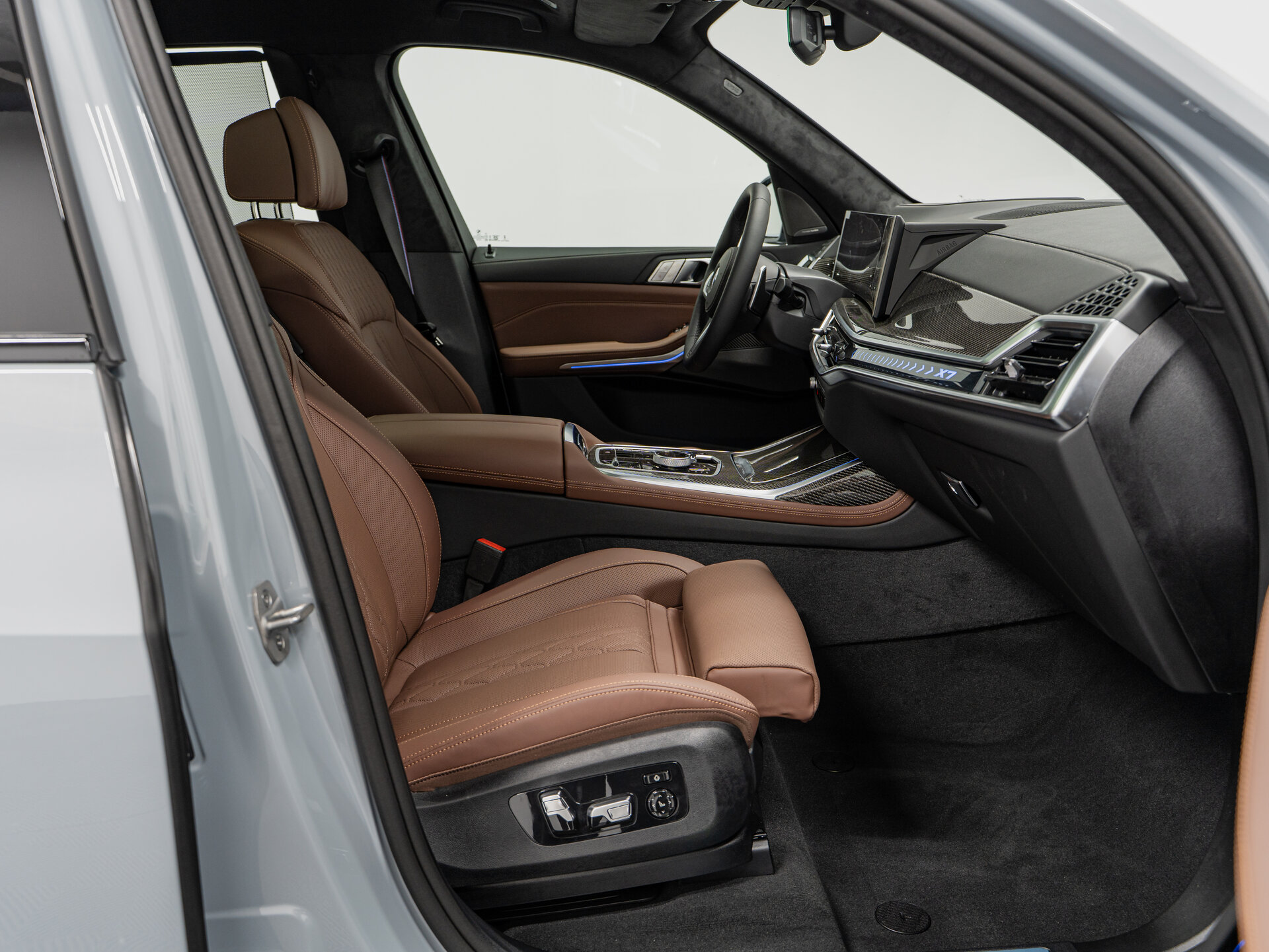 Автомобиль BMW X7 40i 3.0 AT (381 л.с.) 4WD - 14