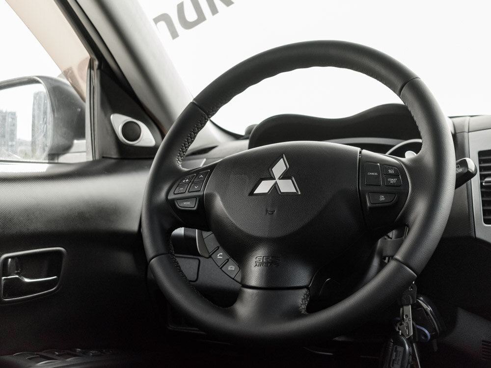 Купить Mitsubishi Outlander 3.0 AT (220 л.с.) 4WD, 2008 в Екатеренбурге