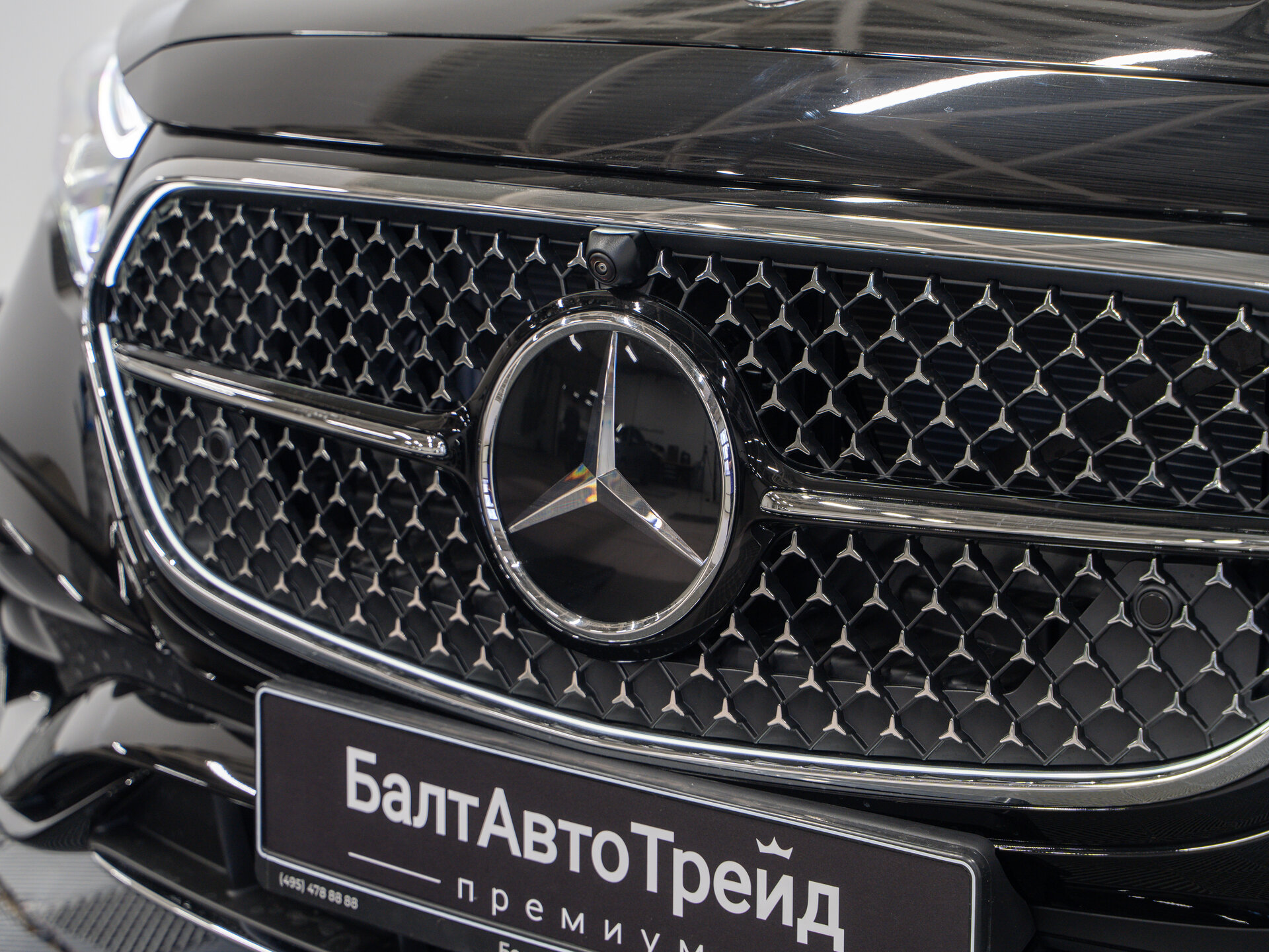 Автомобиль Mercedes-Benz E-Класс 300 2.0 AT (258 л.с.) 4WD - 3
