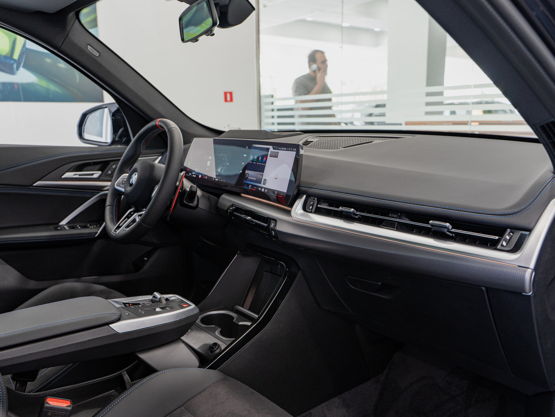 Автомобиль BMW X1 M35Li 2.0 AMT (300 л.с.) 4WD - 9
