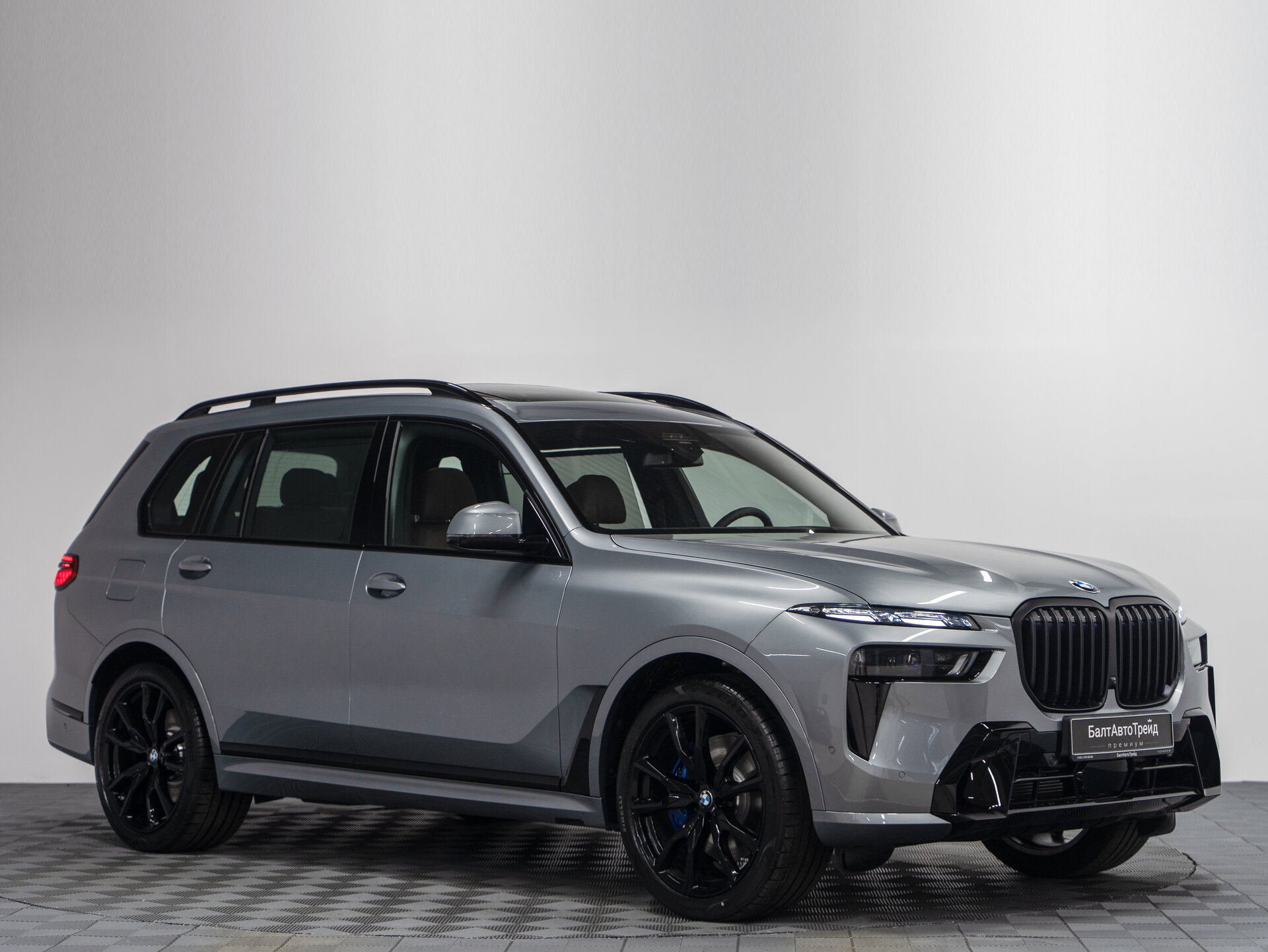 Автомобиль BMW X7 40i 3.0 AT (381 л.с.) 4WD - 5