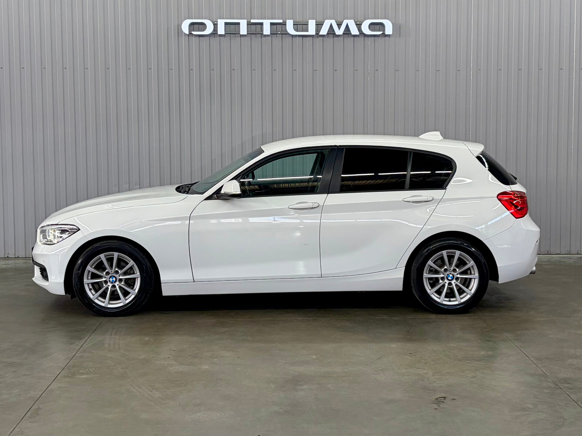 BMW 1 серии 