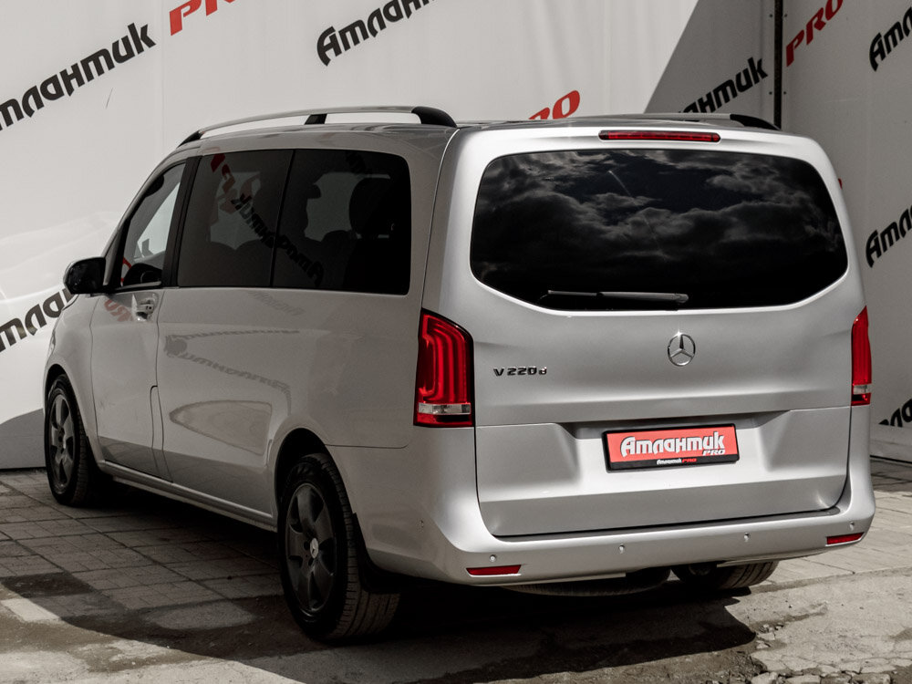 Купить Mercedes-Benz V-Класс 220 d длинный 2.1d AT (163 л.с.), 2018 в Екатеренбурге