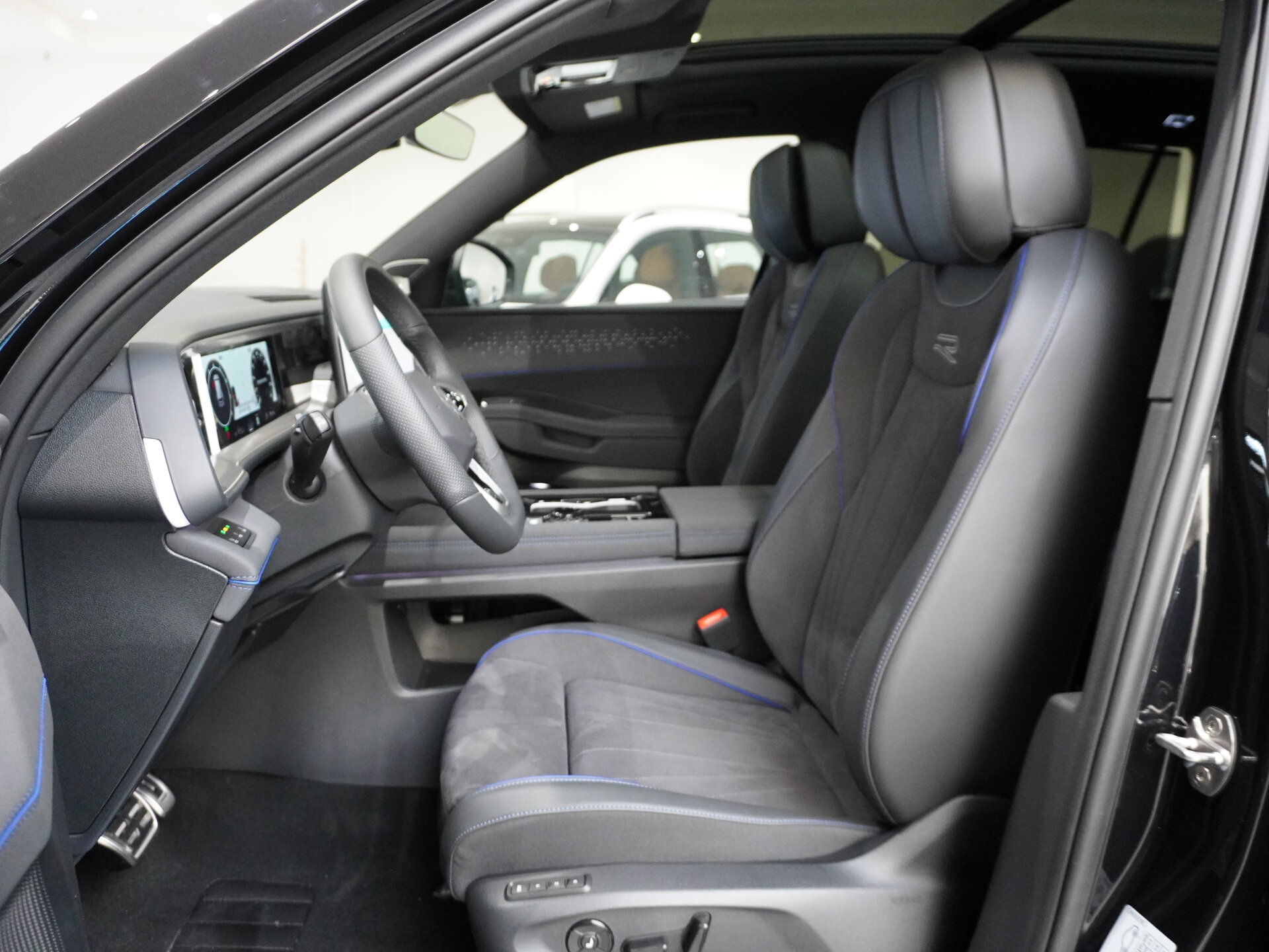 Автомобиль Volkswagen Teramont Pro 2.0 AMT (272 л.с.) 4WD - 12