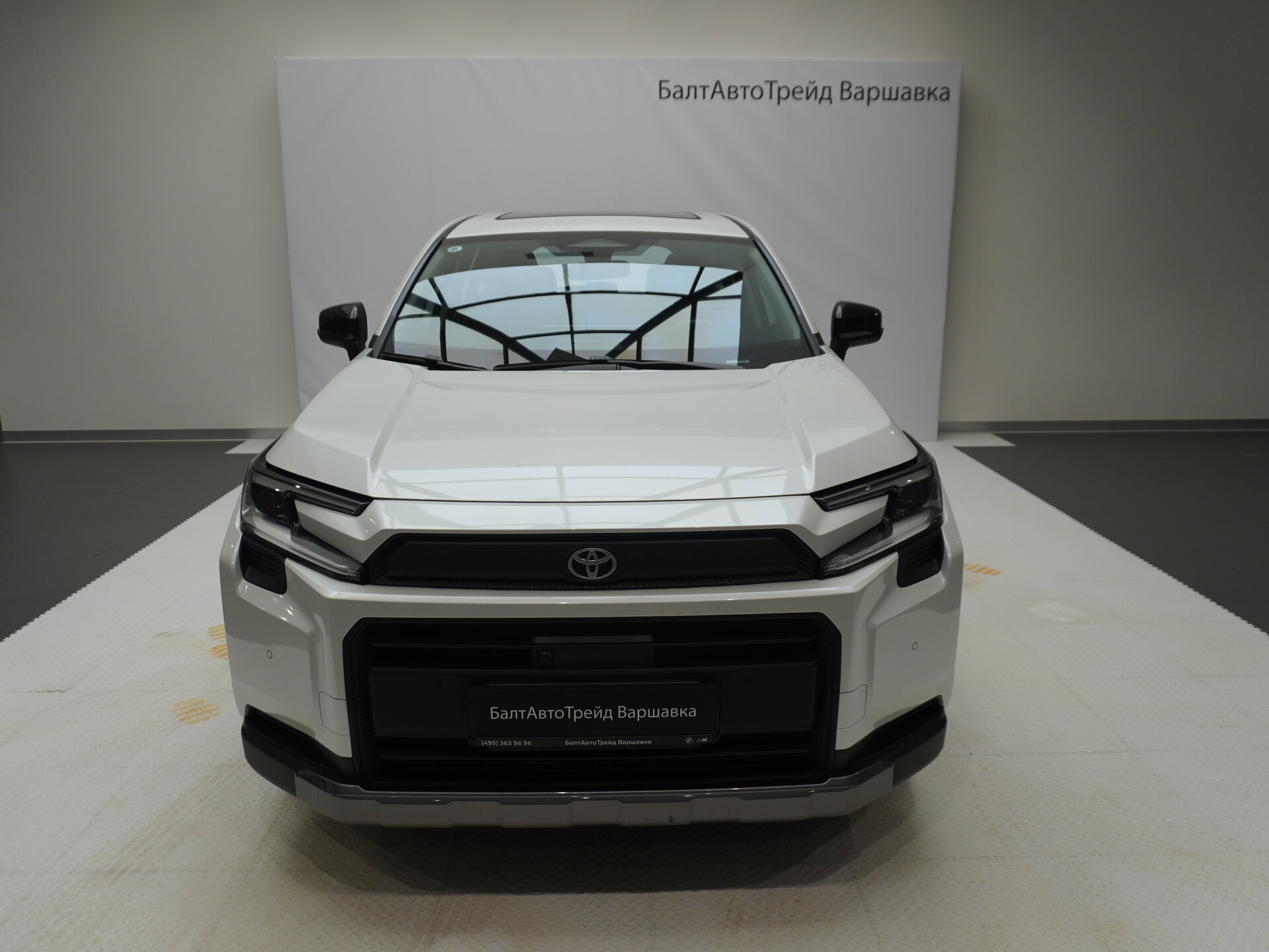 Автомобиль Toyota RAV4 2.0 CVT (171 л.с.) 4WD - 9