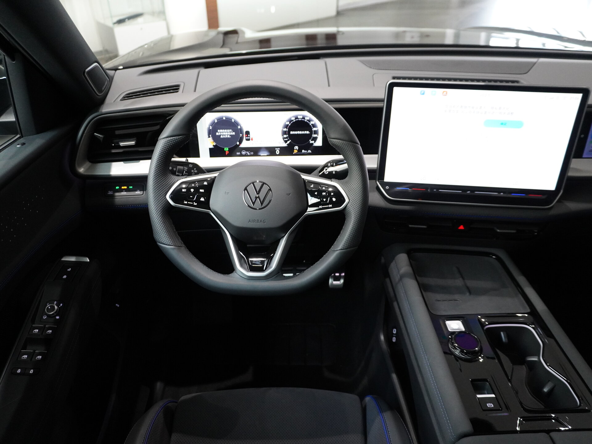 Автомобиль Volkswagen Teramont Pro 2.0 AMT (272 л.с.) 4WD - 16