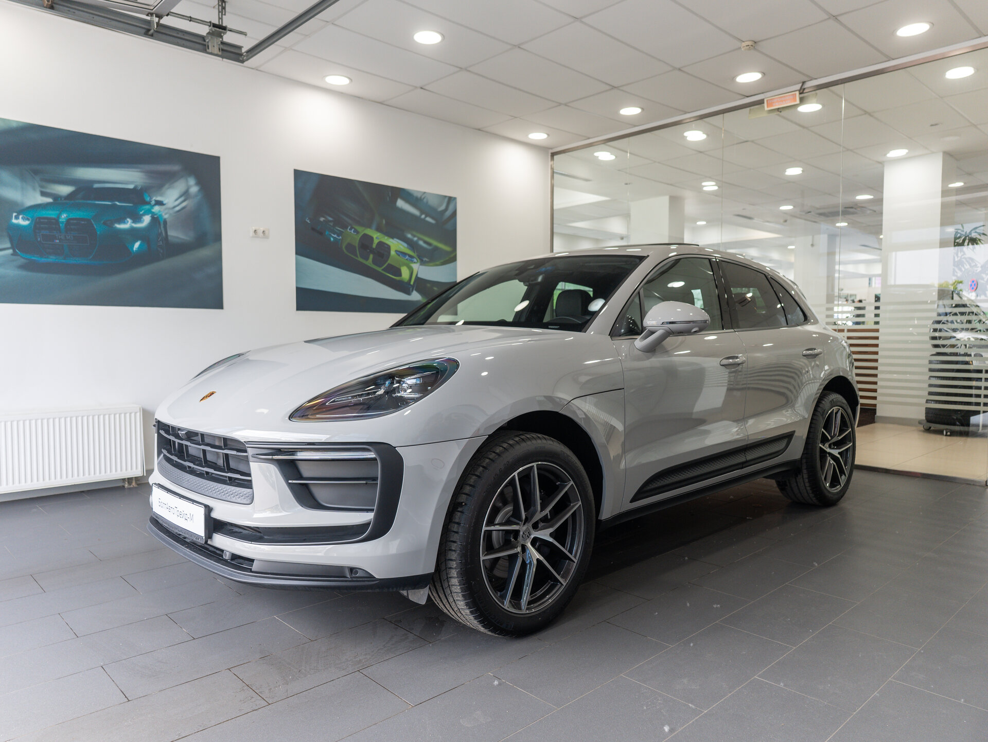 Автомобиль Porsche Macan 2.0 AMT (265 л.с.) 4WD - 1