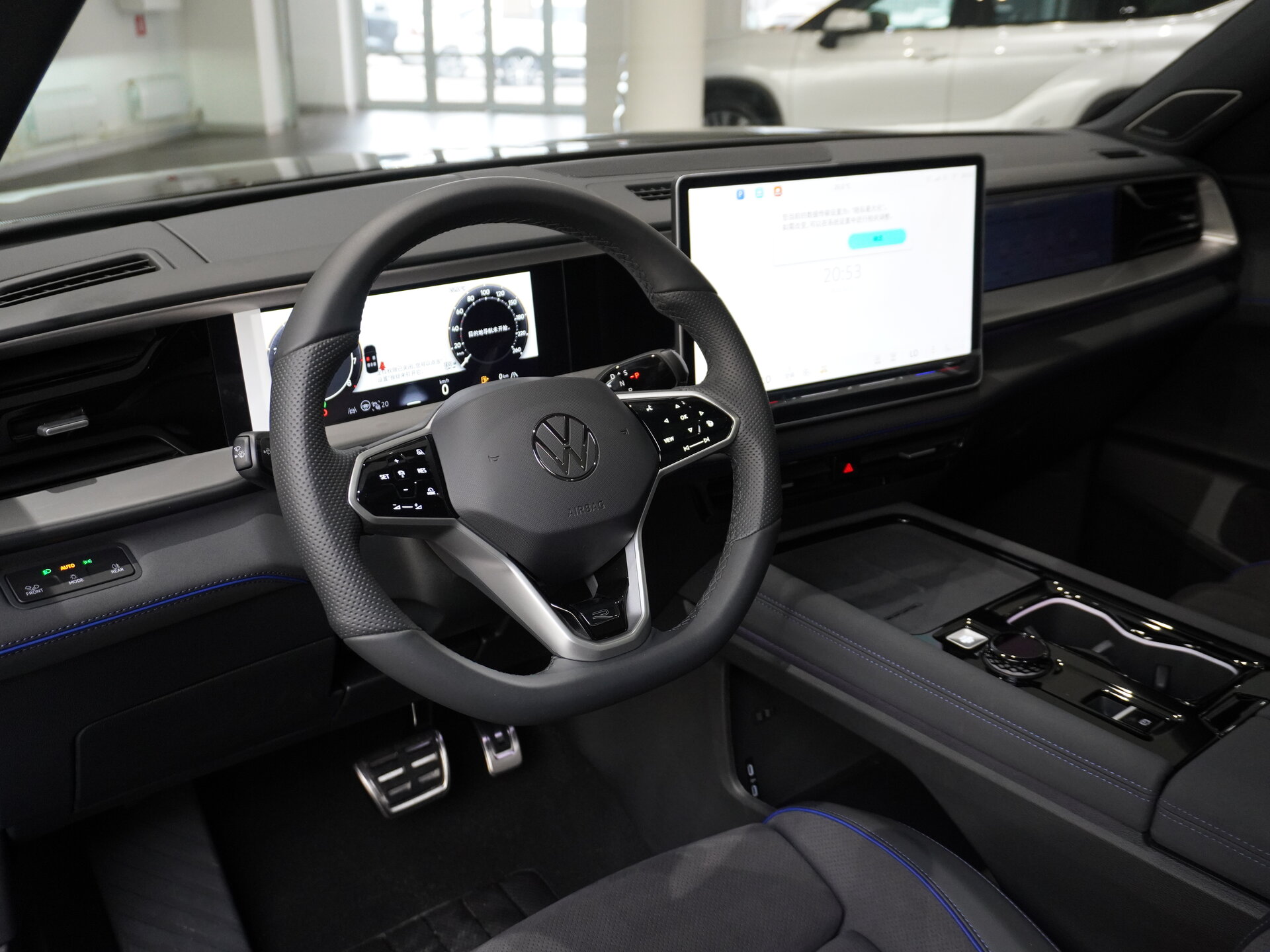 Автомобиль Volkswagen Teramont Pro 2.0 AMT (272 л.с.) 4WD - 15