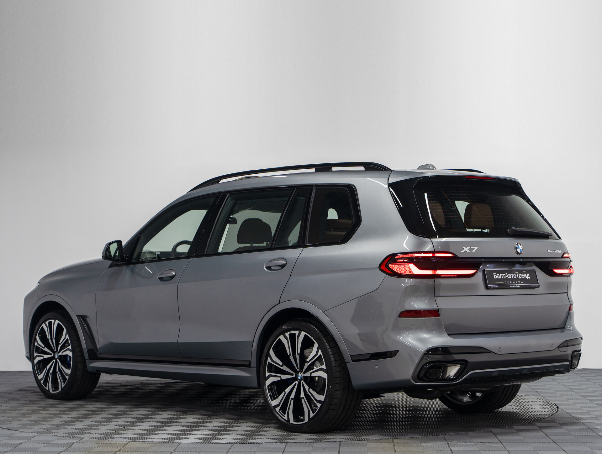 Автомобиль BMW X7 40d 3.0d AT (340 л.с.) 4WD - 11