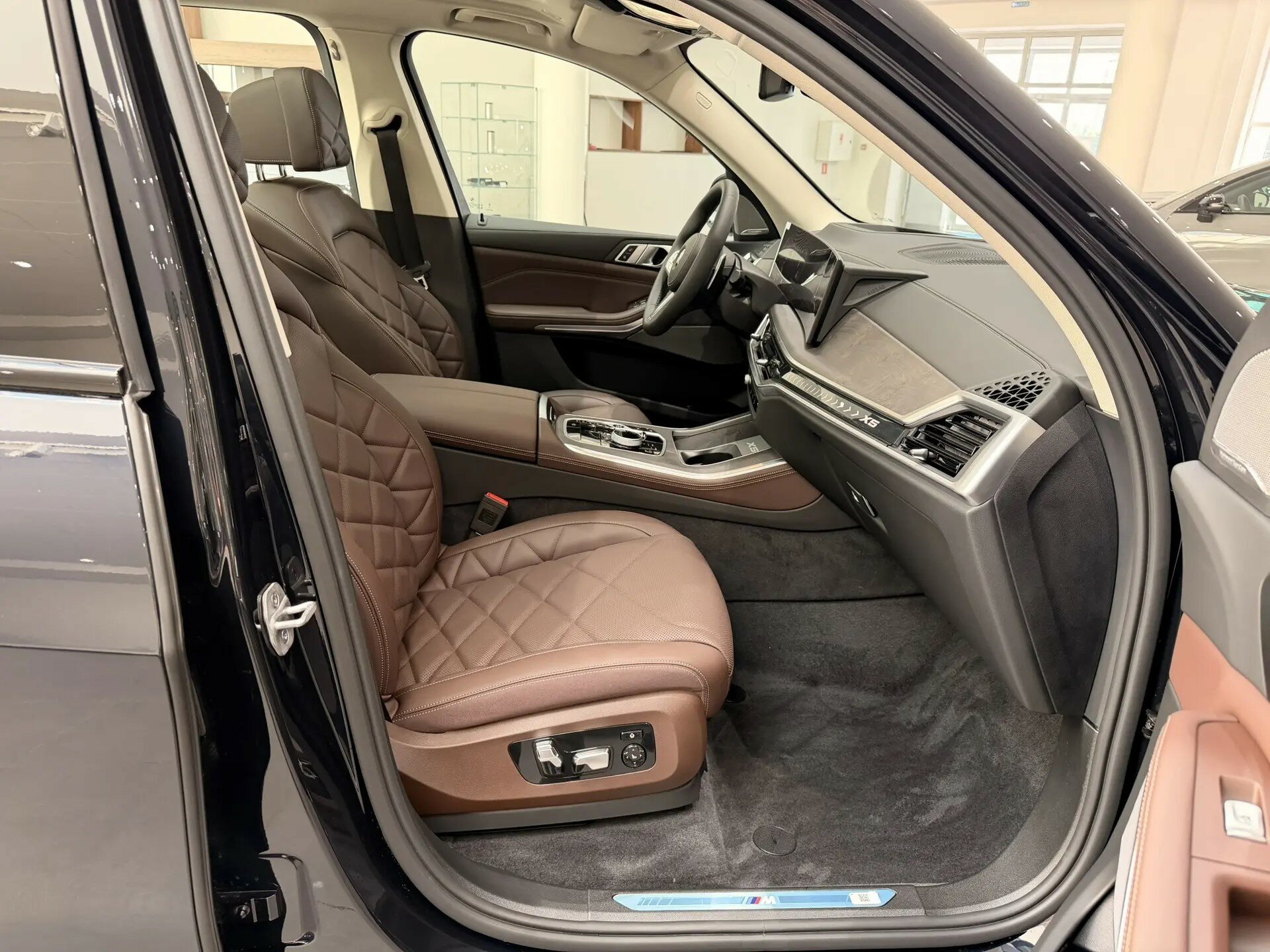 Автомобиль BMW X5 30Li 2.0 AT (258 л.с.) 4WD - 13