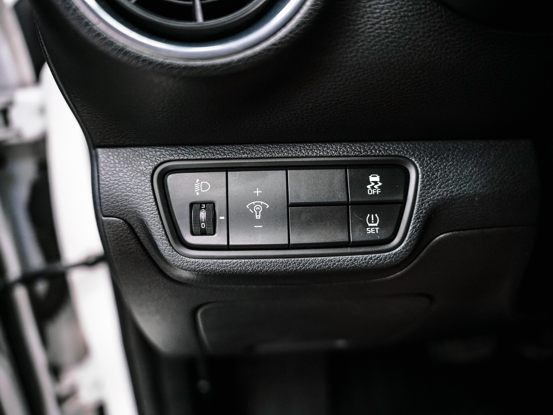 Kia Cerato 2018 16