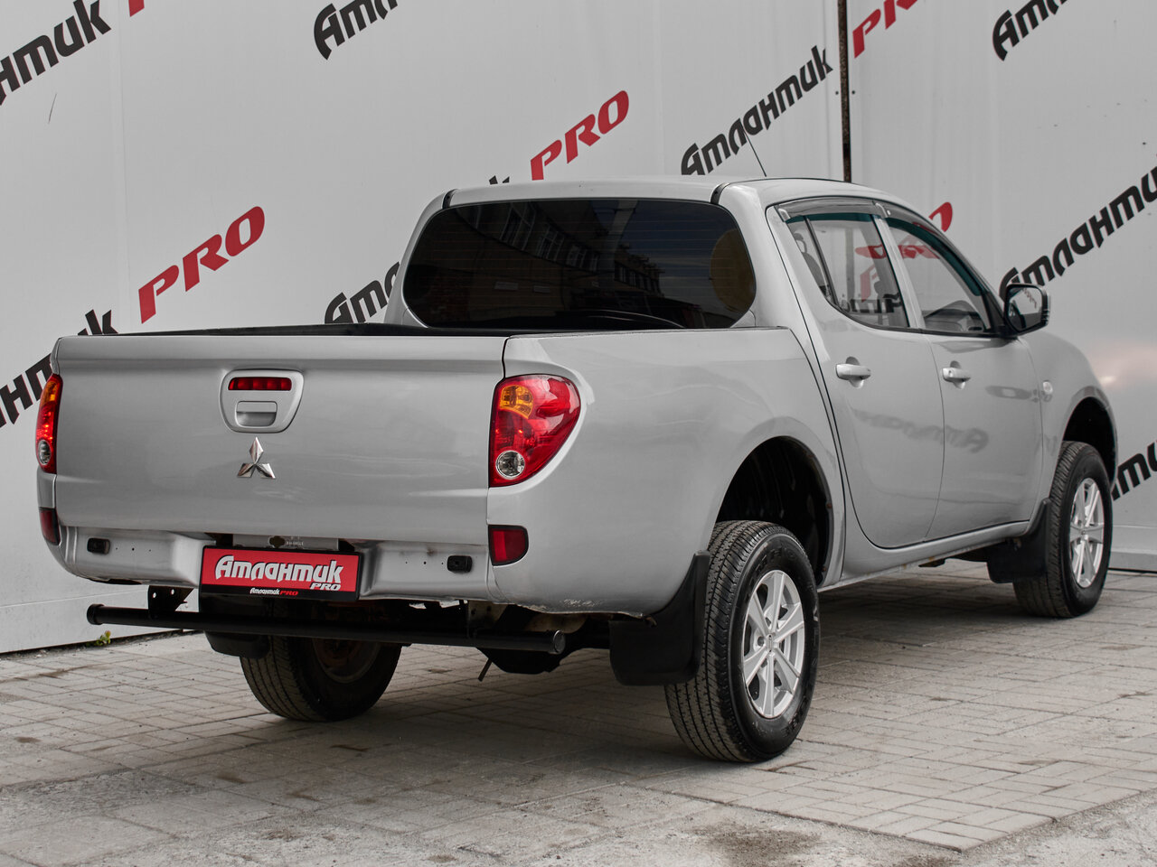 Купить Mitsubishi L200 2.5d MT (136 л.с.) 4WD, 2013 в Екатеренбурге
