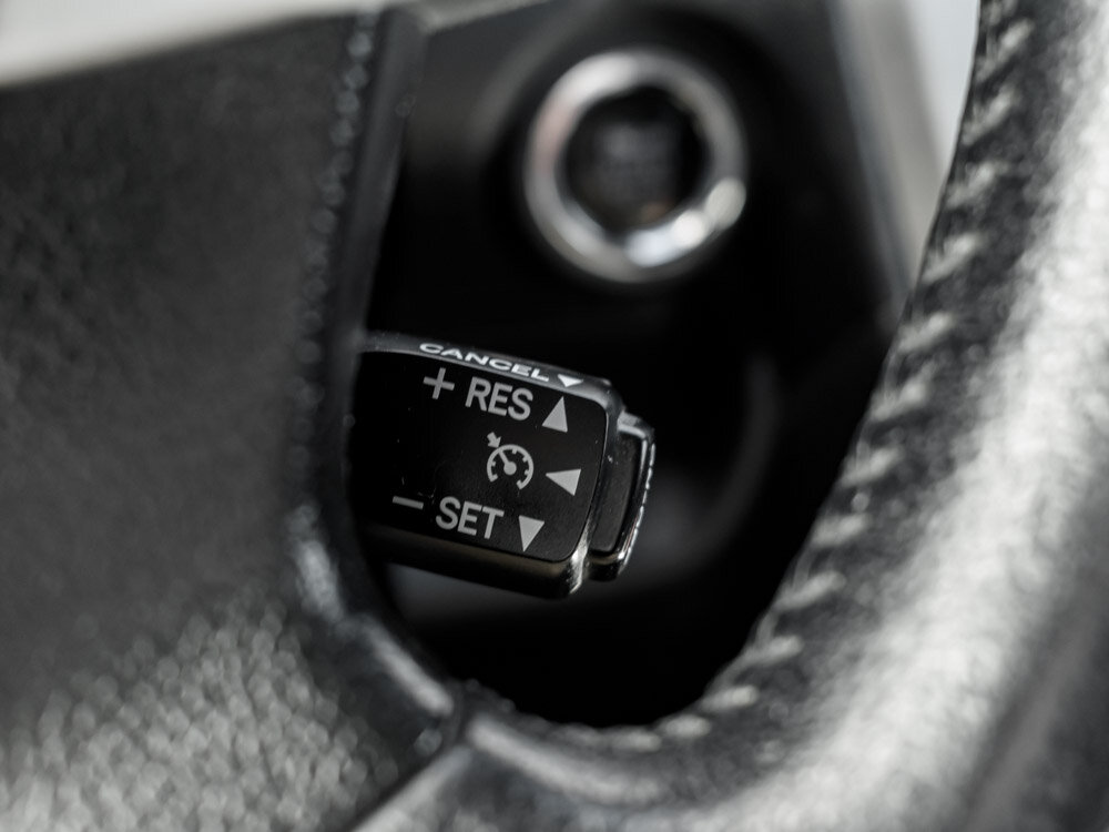 Купить Toyota Camry 2.5 AT (181 л.с.), 2013 в Екатеренбурге