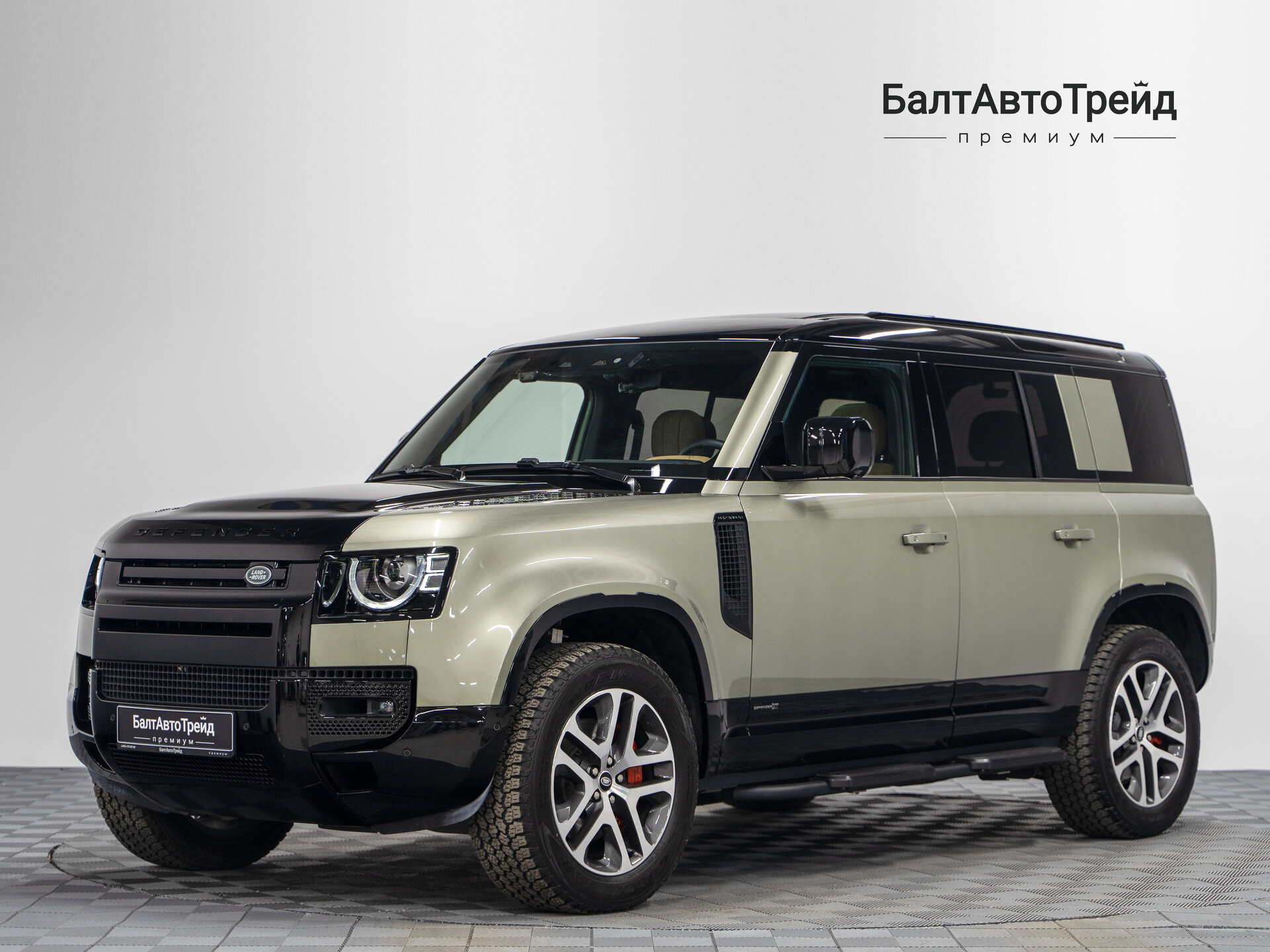Автомобиль Land Rover Defender 130 3.0 AT (400 л.с.) 4WD - 1