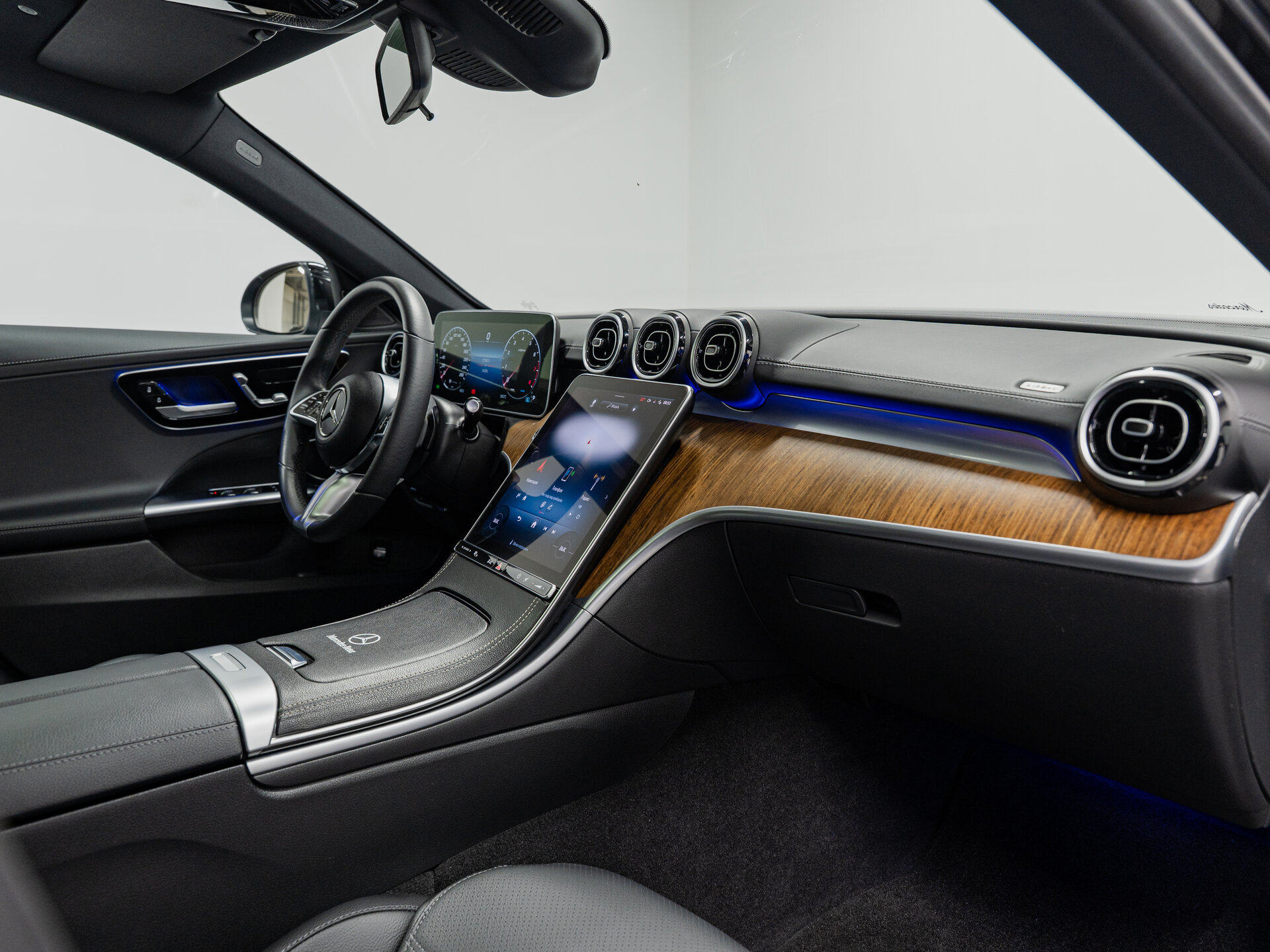 Автомобиль Mercedes-Benz C-Класс 260 L 1.5 AT (204 л.с.) - 14