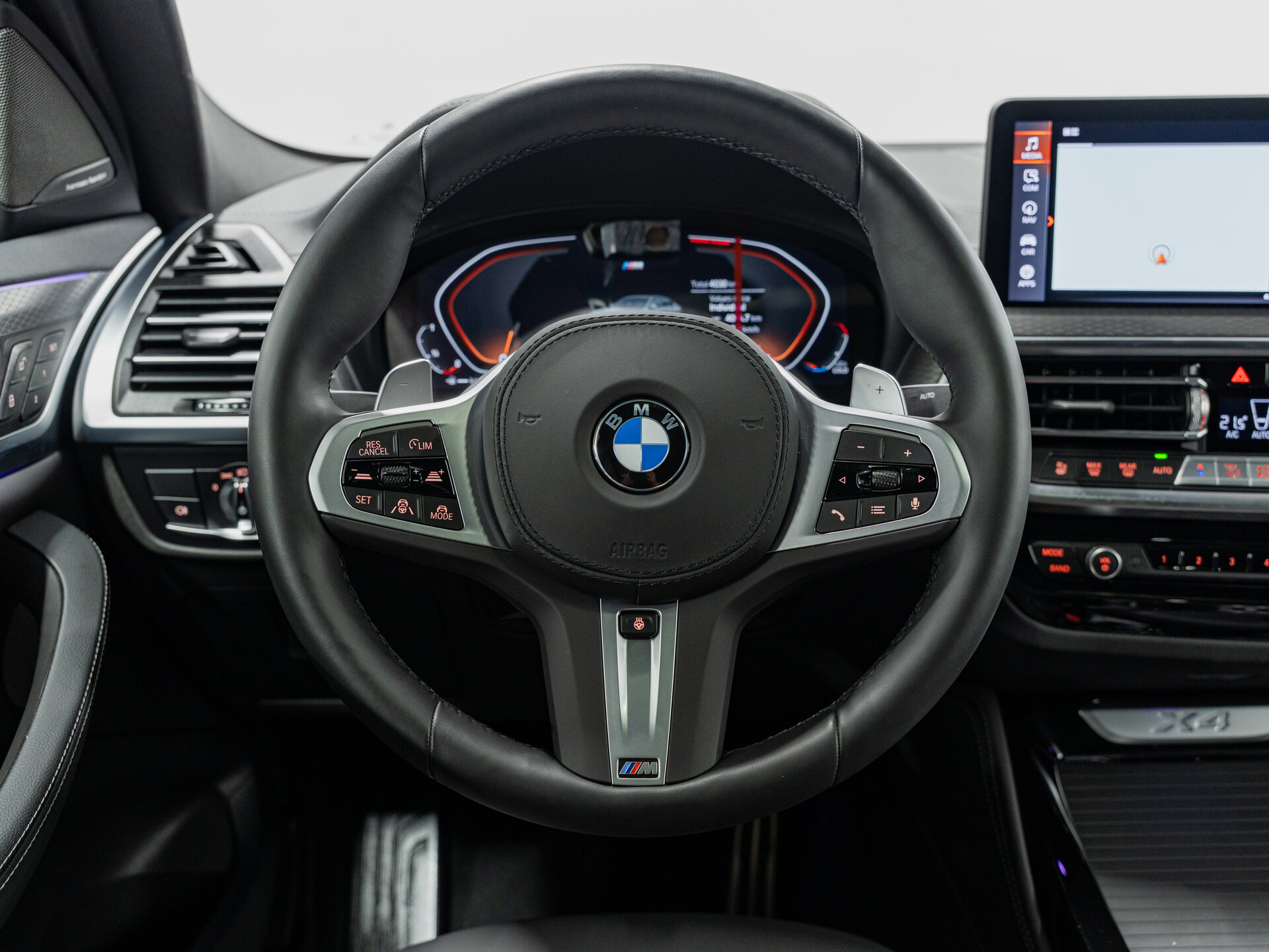 Автомобиль BMW X4 20i 2.0 AT (184 л.с.) 4WD - 16