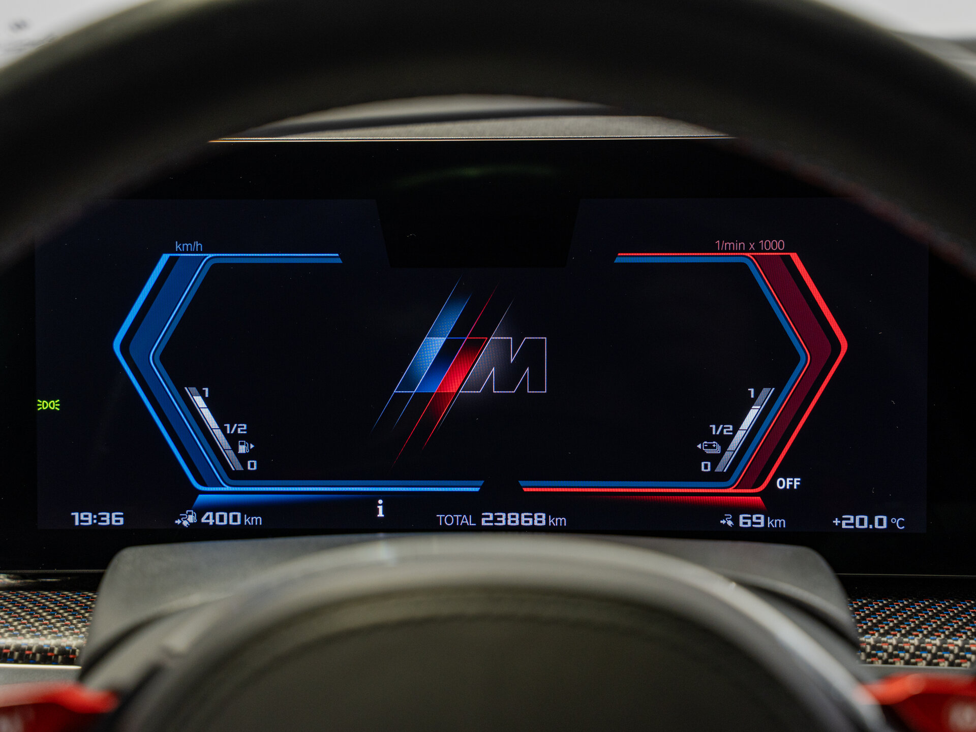 Автомобиль BMW XM Label 4.4hyb AT (748 л.с.) 4WD - 17