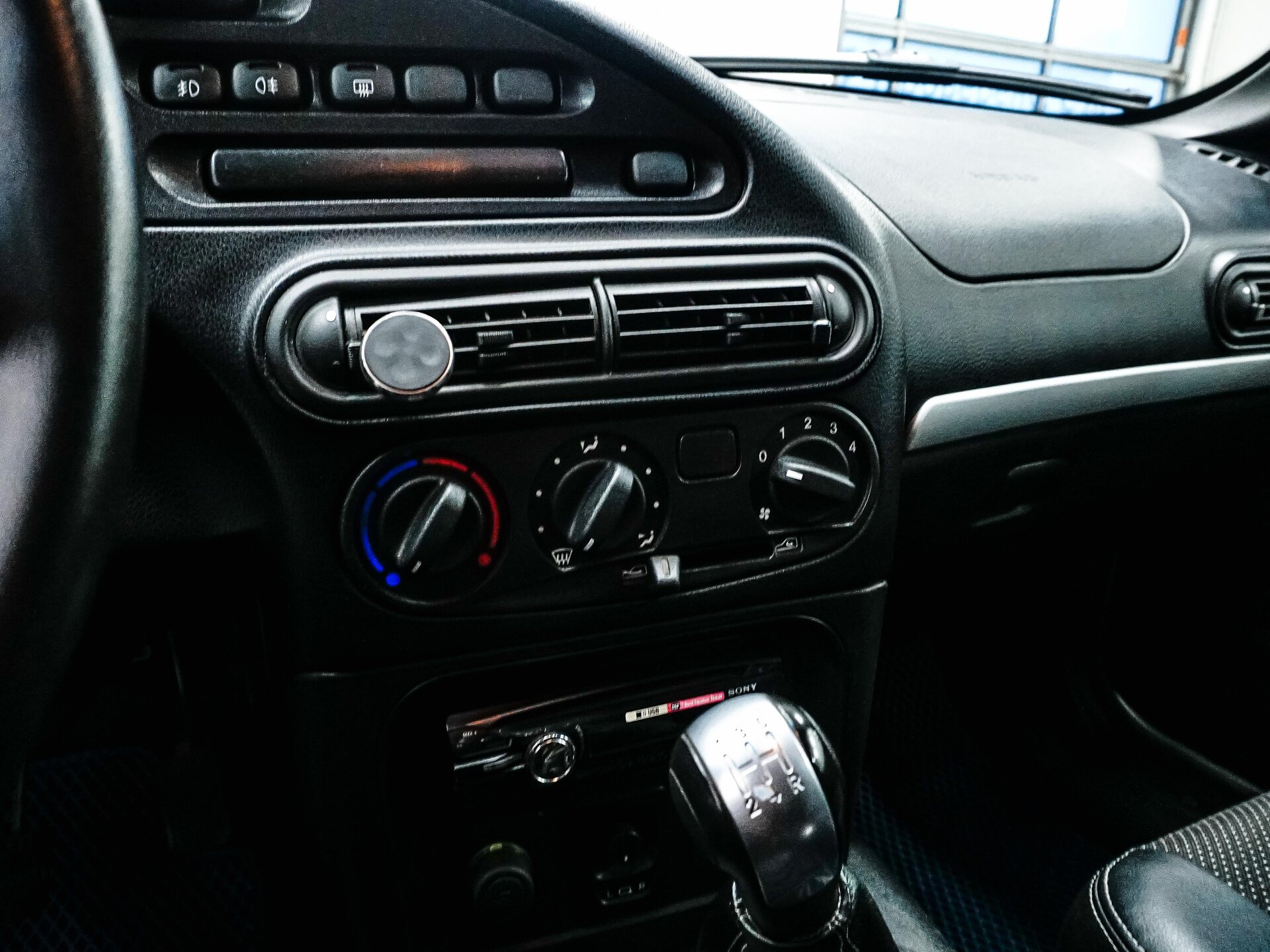 Chevrolet Niva 2012 20