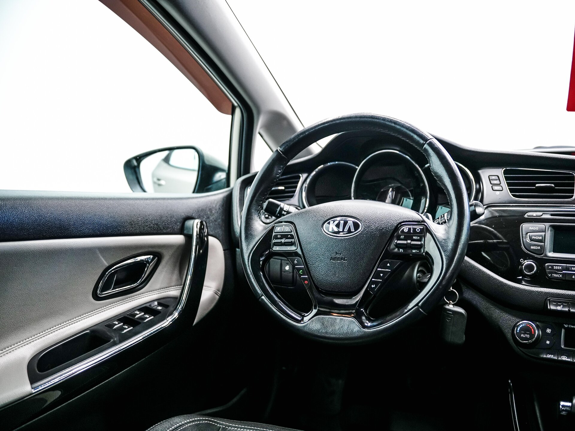 Kia Ceed 2013 12