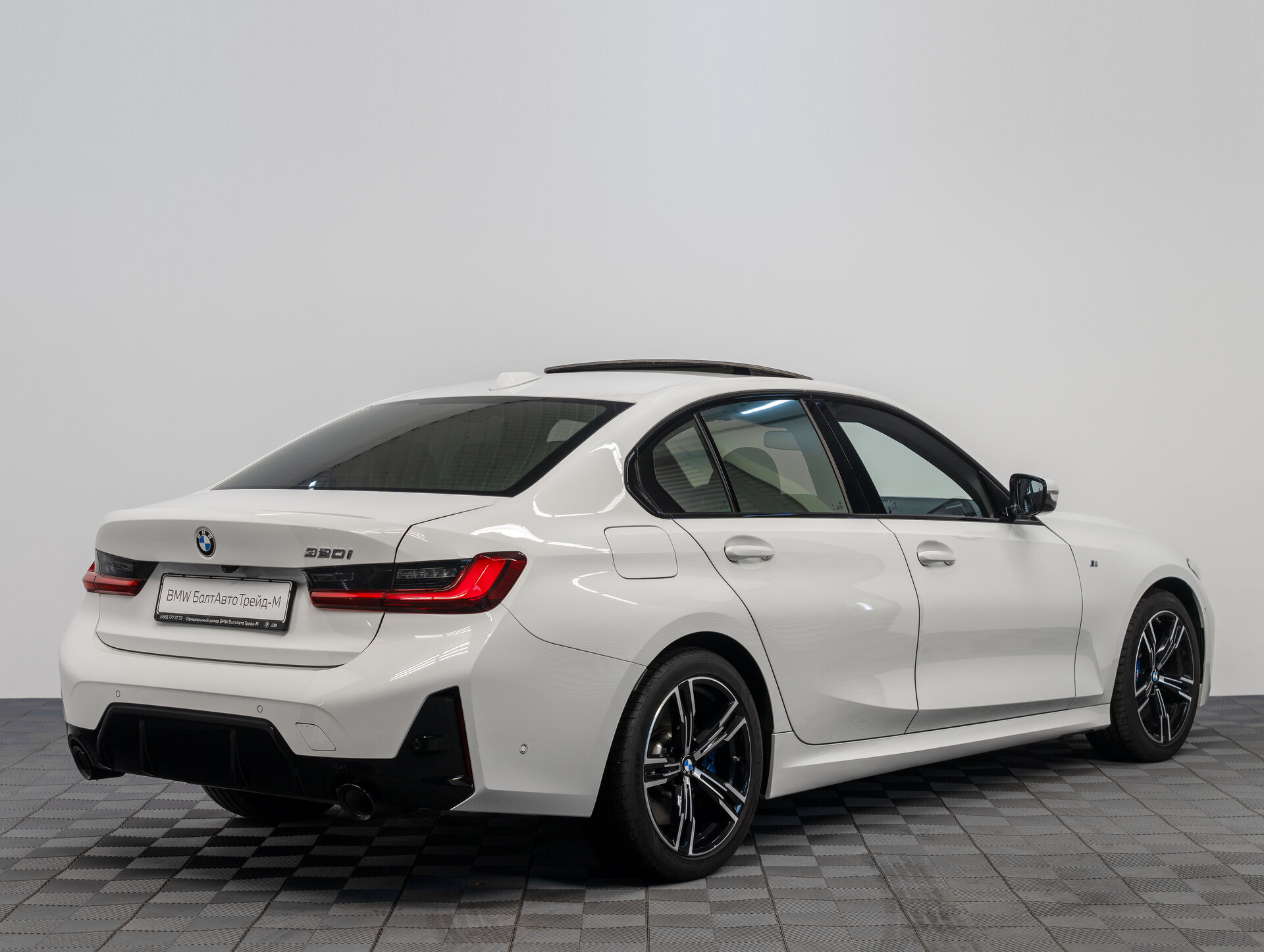 Автомобиль BMW 3 серии 320i 2.0 AT (184 л.с.) - 5