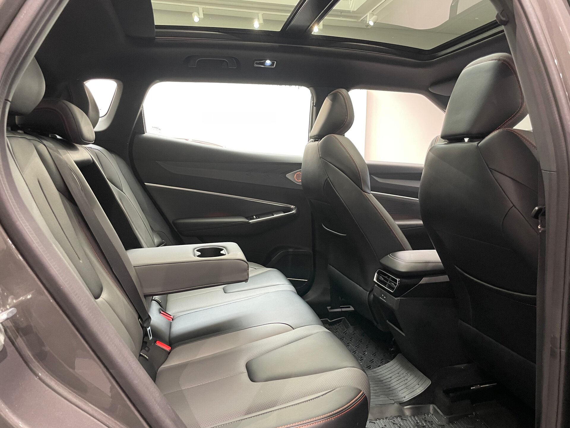Автомобиль Geely Cityray 1.5 AMT (147 л.с.) - 10