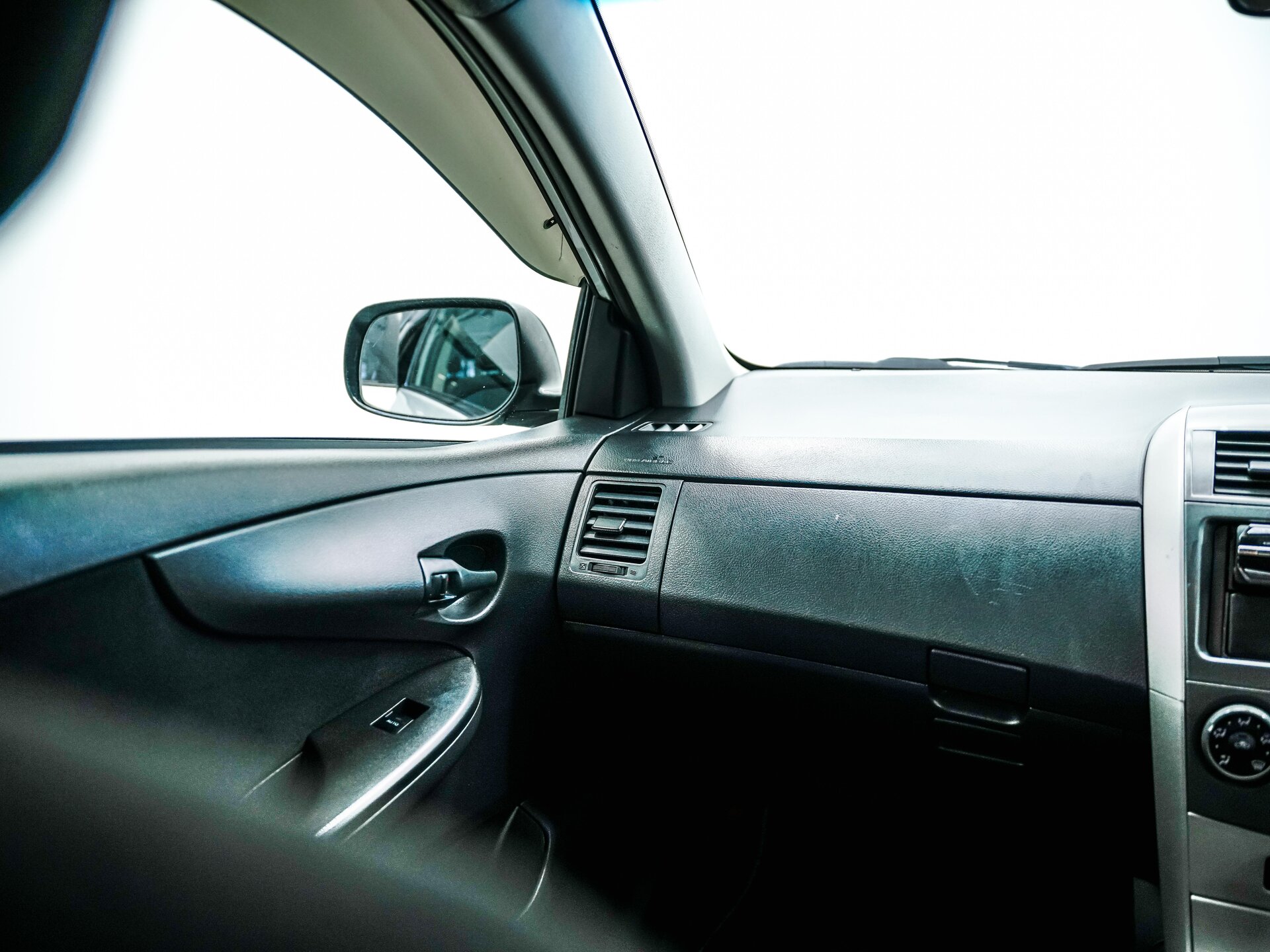 Toyota Corolla 2010 12
