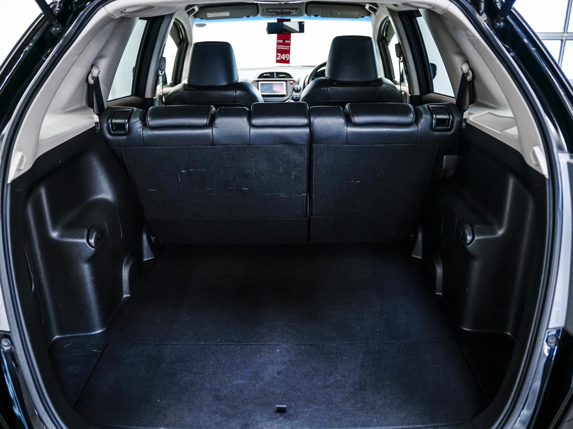 Honda Fit Shuttle 2012 26