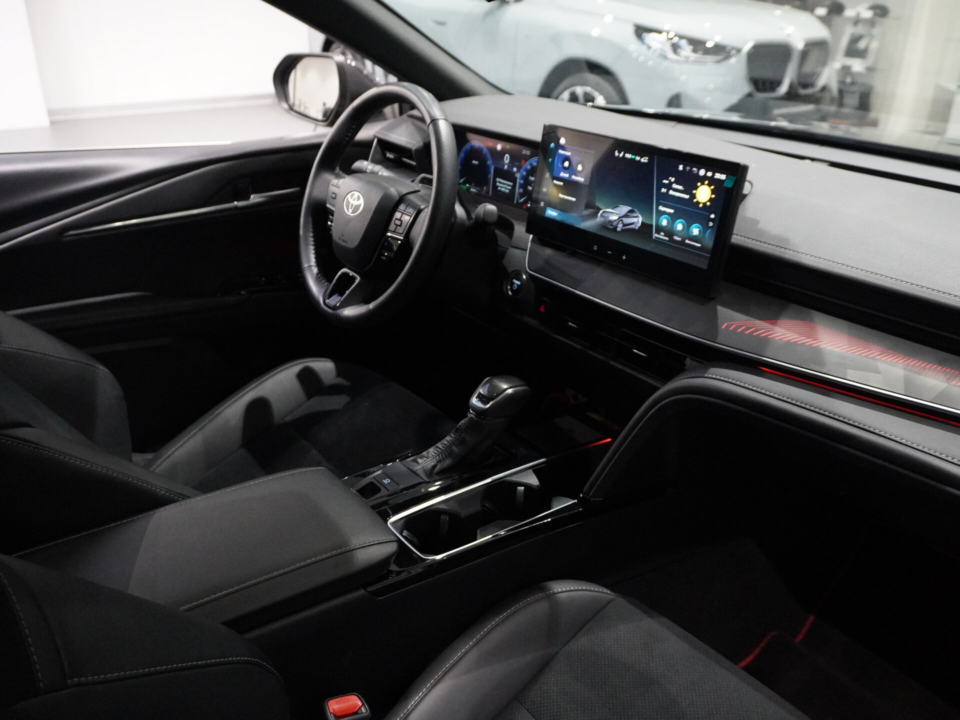 Автомобиль Toyota Camry 2.0hyb CVT (231 л.с.) - 11