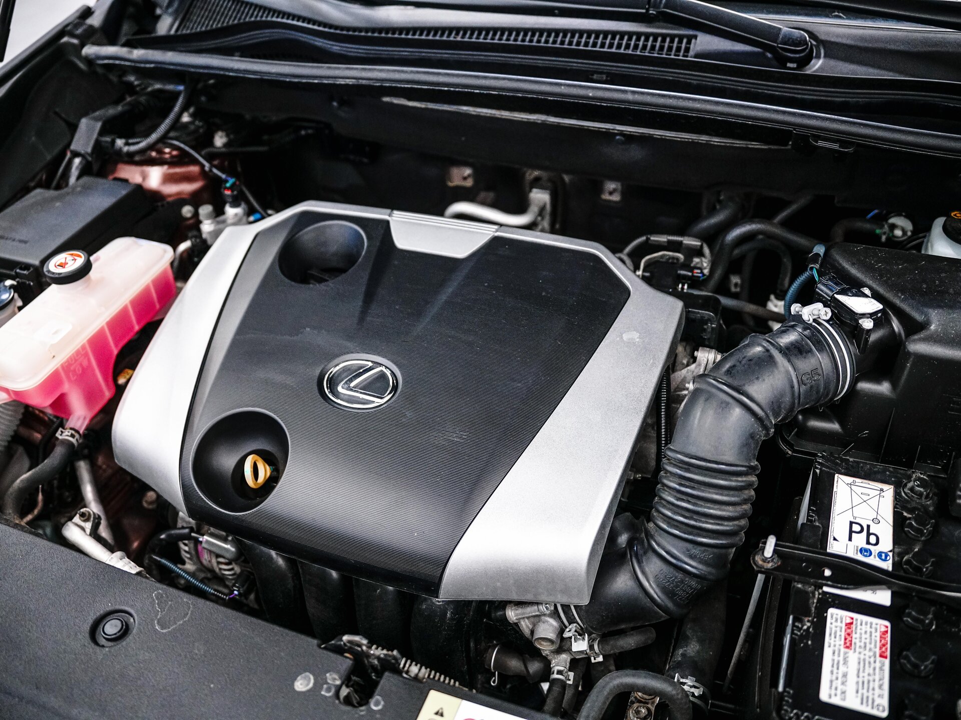 Lexus NX 2017 32