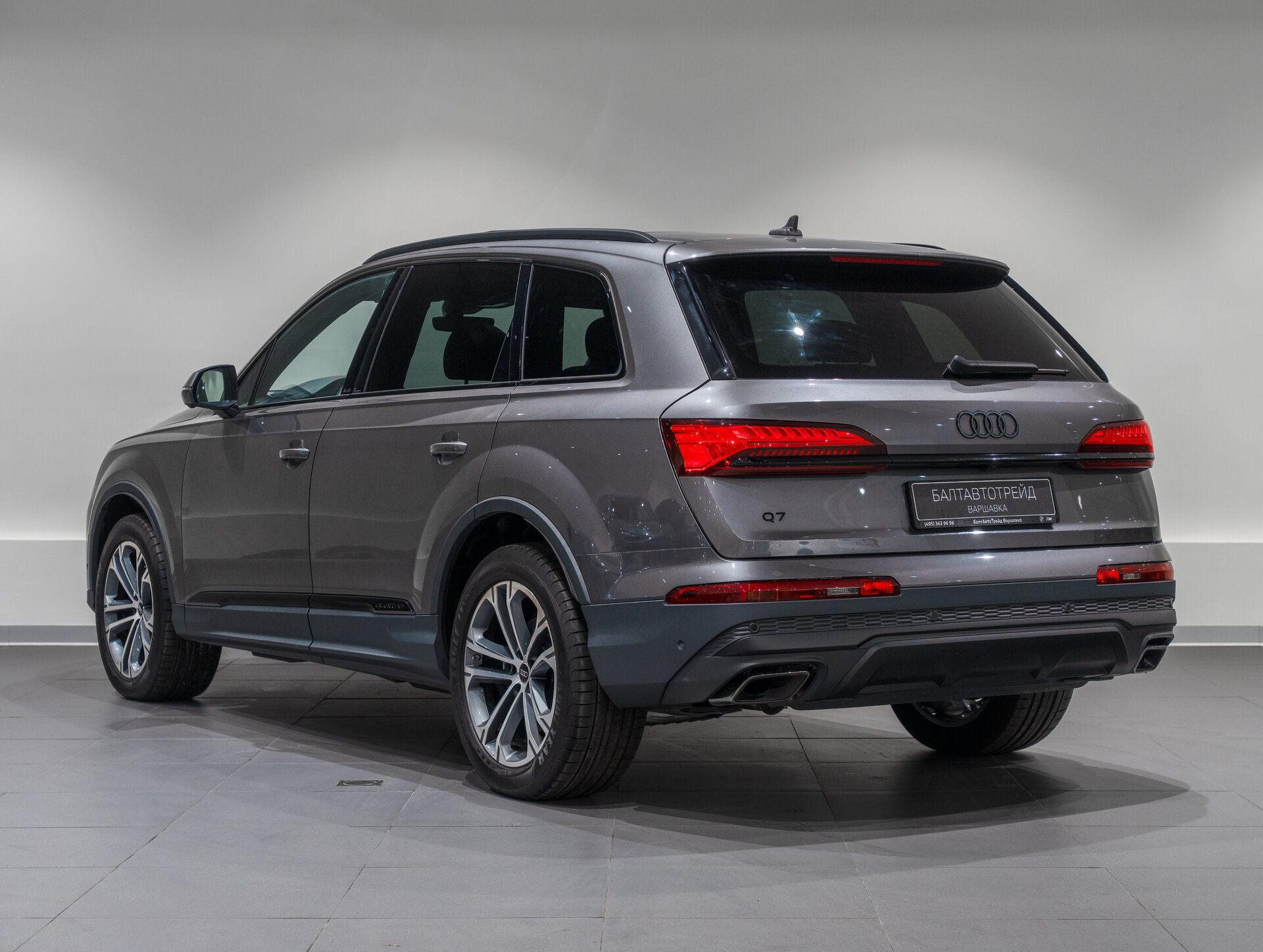 Автомобиль Audi Q7 45 TFSI 2.0 AT (252 л.с.) 4WD - 7
