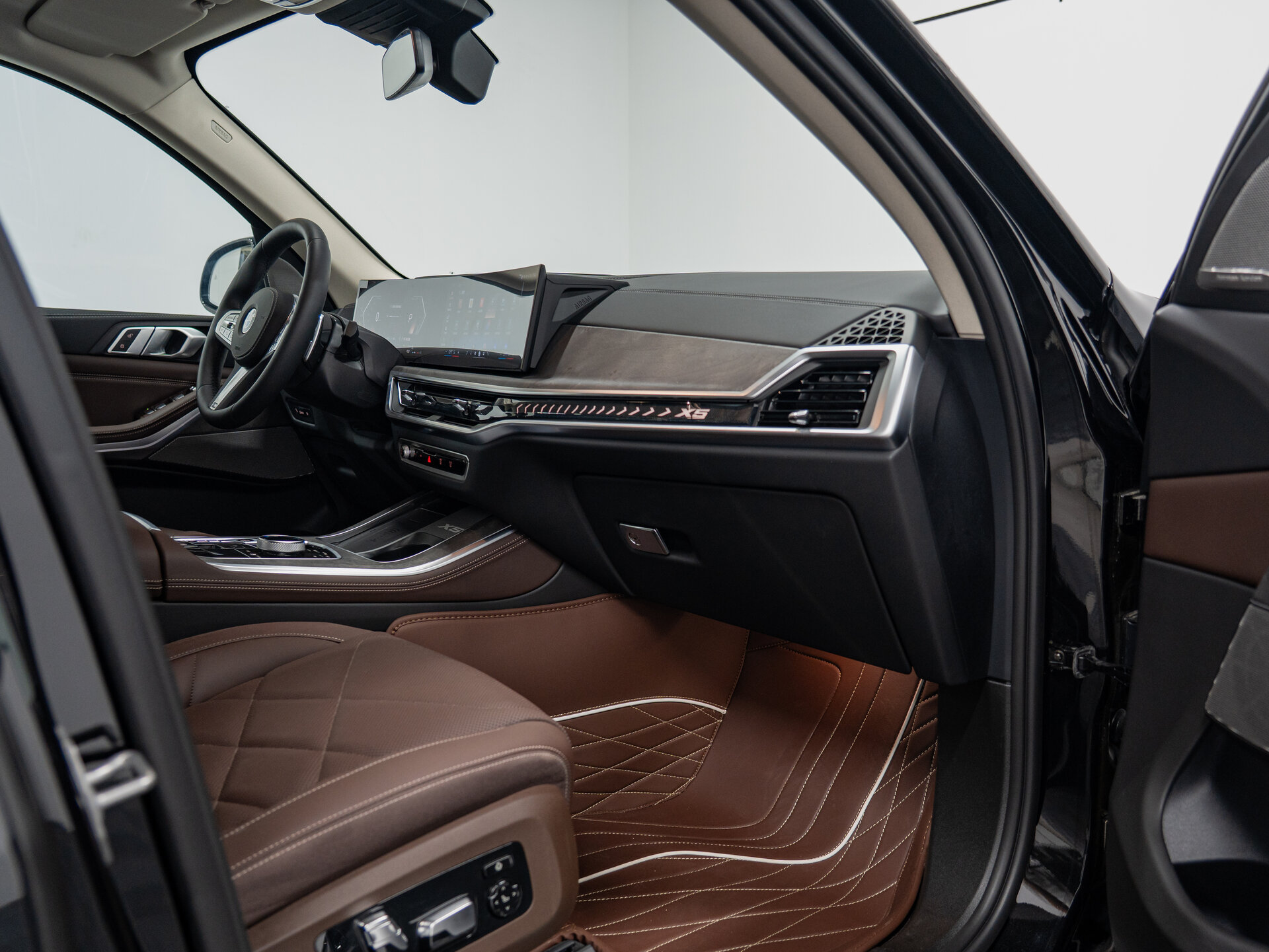 Автомобиль BMW X5 30Li 2.0 AT (258 л.с.) 4WD - 14