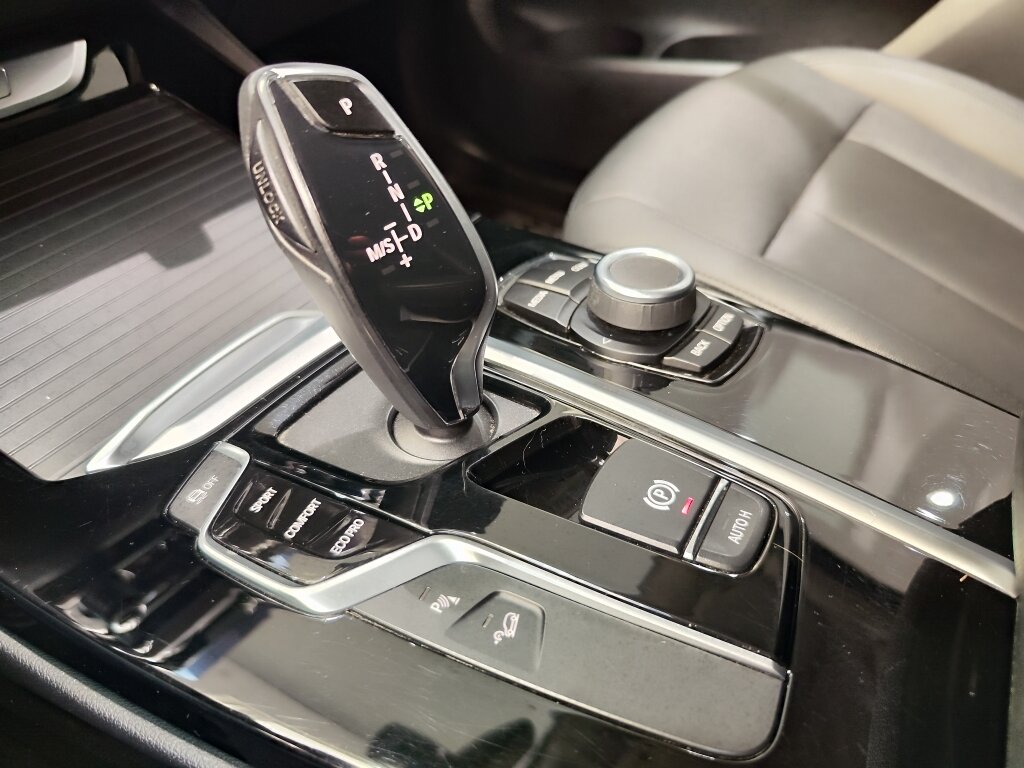 Автомобиль BMW X3 20d xDrive 2.0d AT (190 л.с.) 4WD - 16