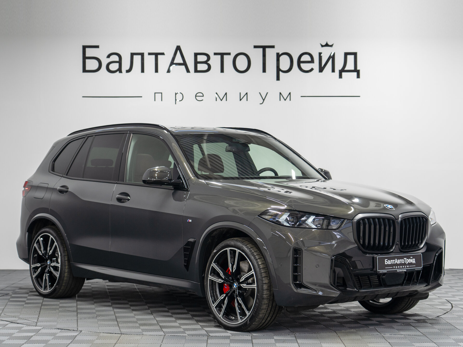 Автомобиль BMW X5 30d 3.0d AT (286 л.с.) 4WD - 5