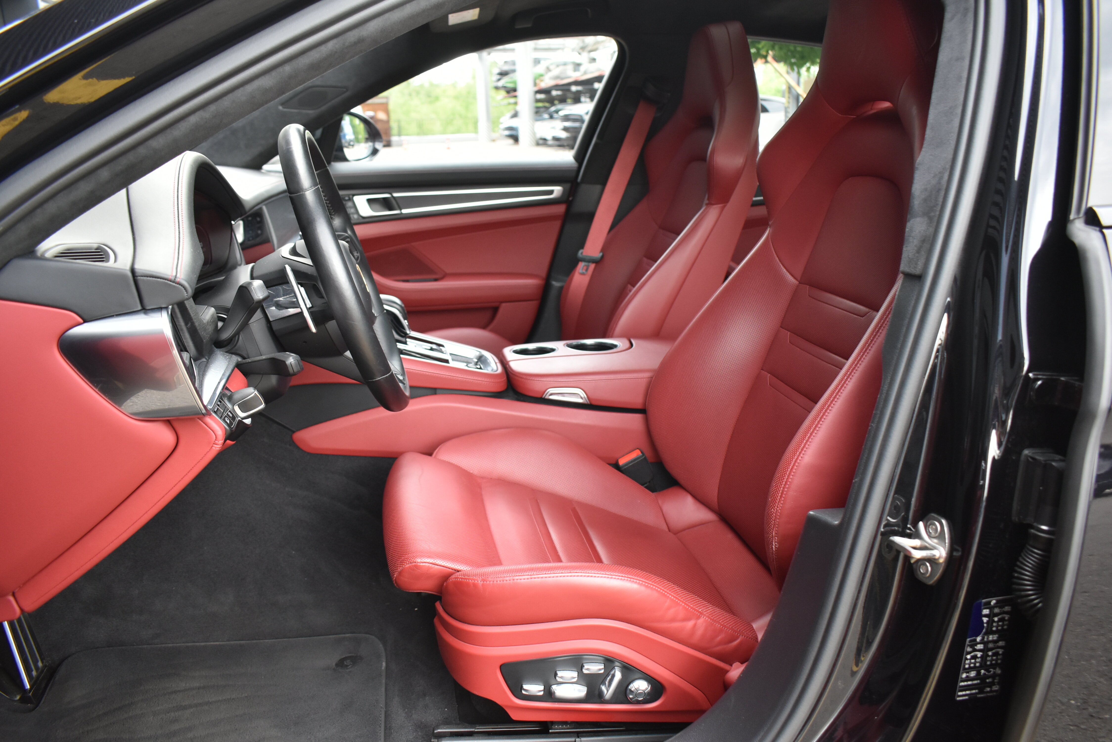 80725842 GTS 4.0 AMT (480 л.с.) 4WD №9